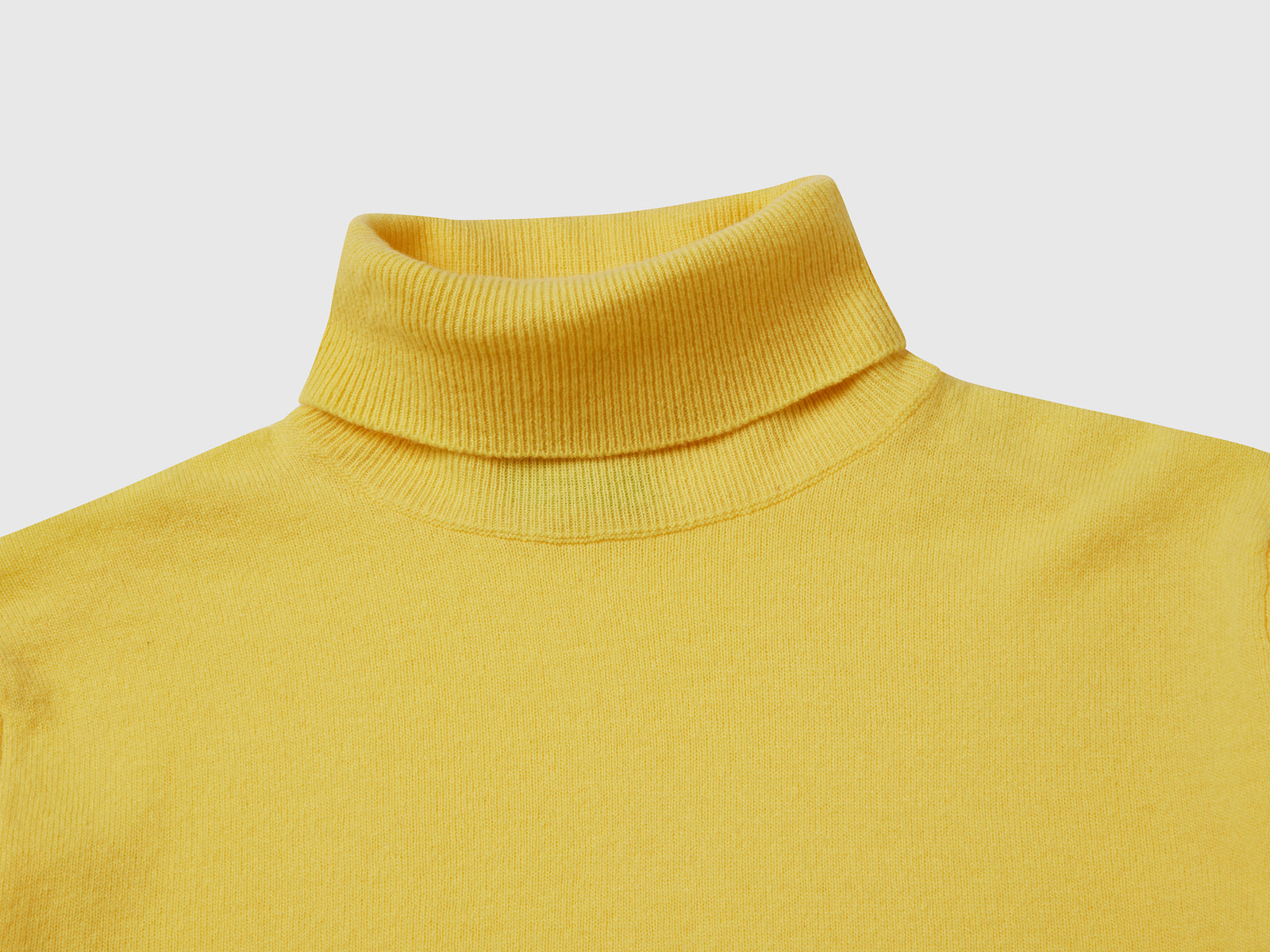 Pure Merino Wool Turtleneck Sweater da donna giallo 3 | Benetton Outlet