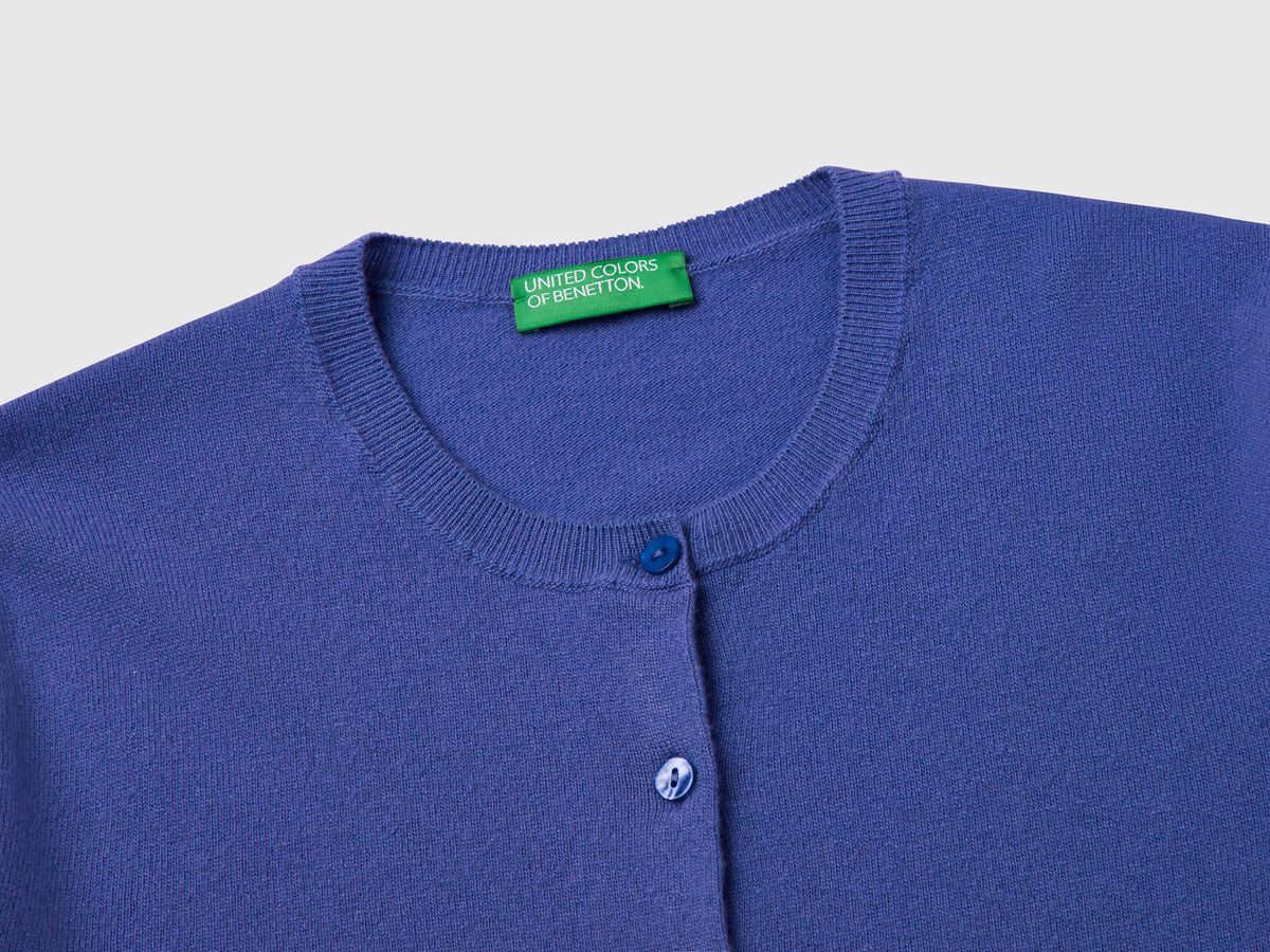 Crew neck cardigan in pure Merino wool