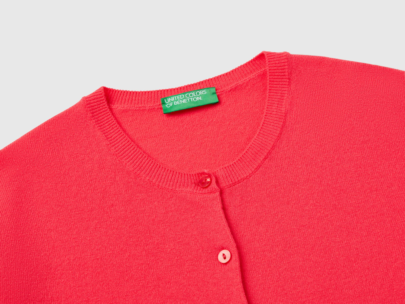Cardigan girocollo in pura lana Merino da donna ciclamino 3 | Benetton Outlet