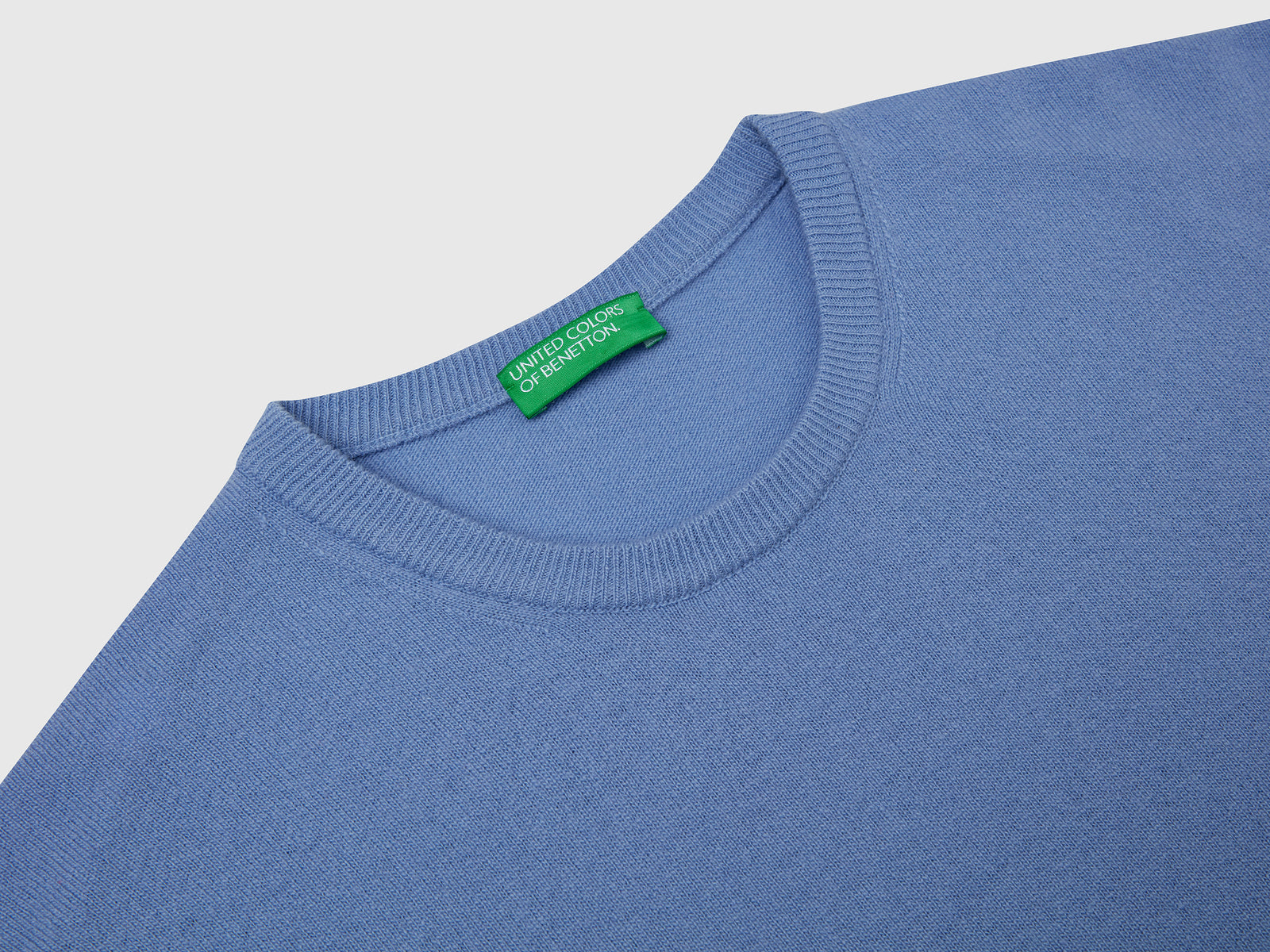 Maglia carta da zucchero in pura lana Merino da uomo azzurro 3 | Benetton Outlet