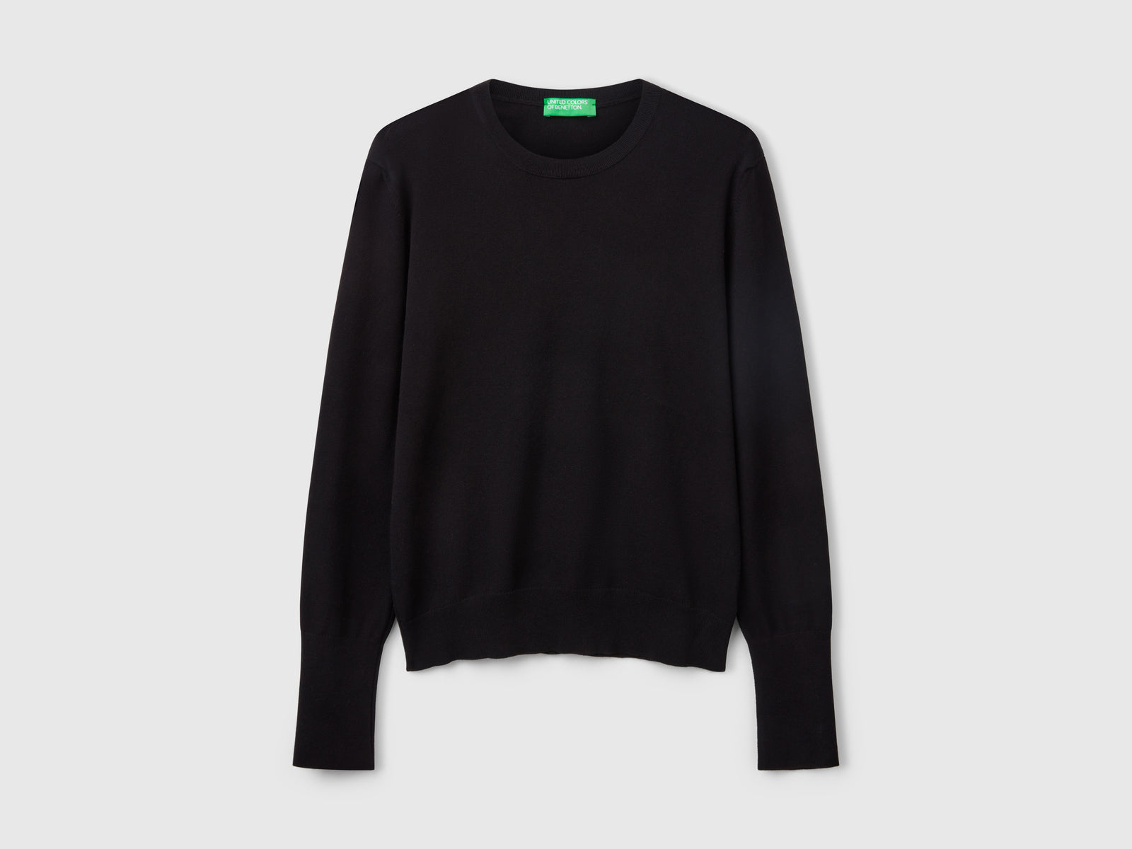 Maglioncino slim fit in misto viscosa da donna nero | Benetton Outlet