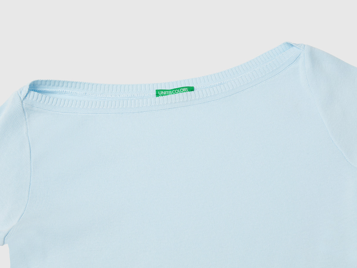 Maglia 100% cotone con scollo a barchetta