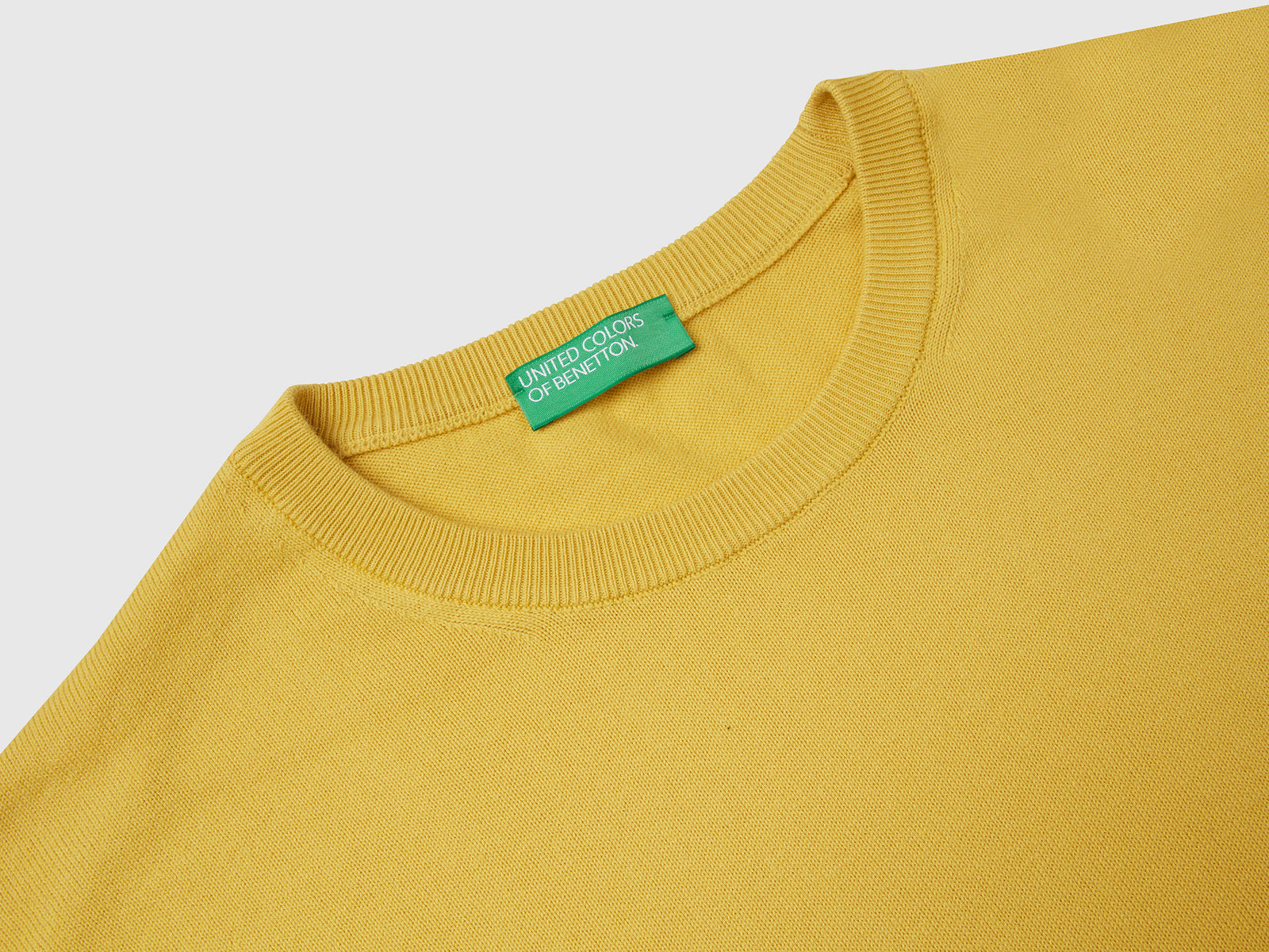 Maglia girocollo 100% cotone da uomo senape 3 | Benetton Outlet