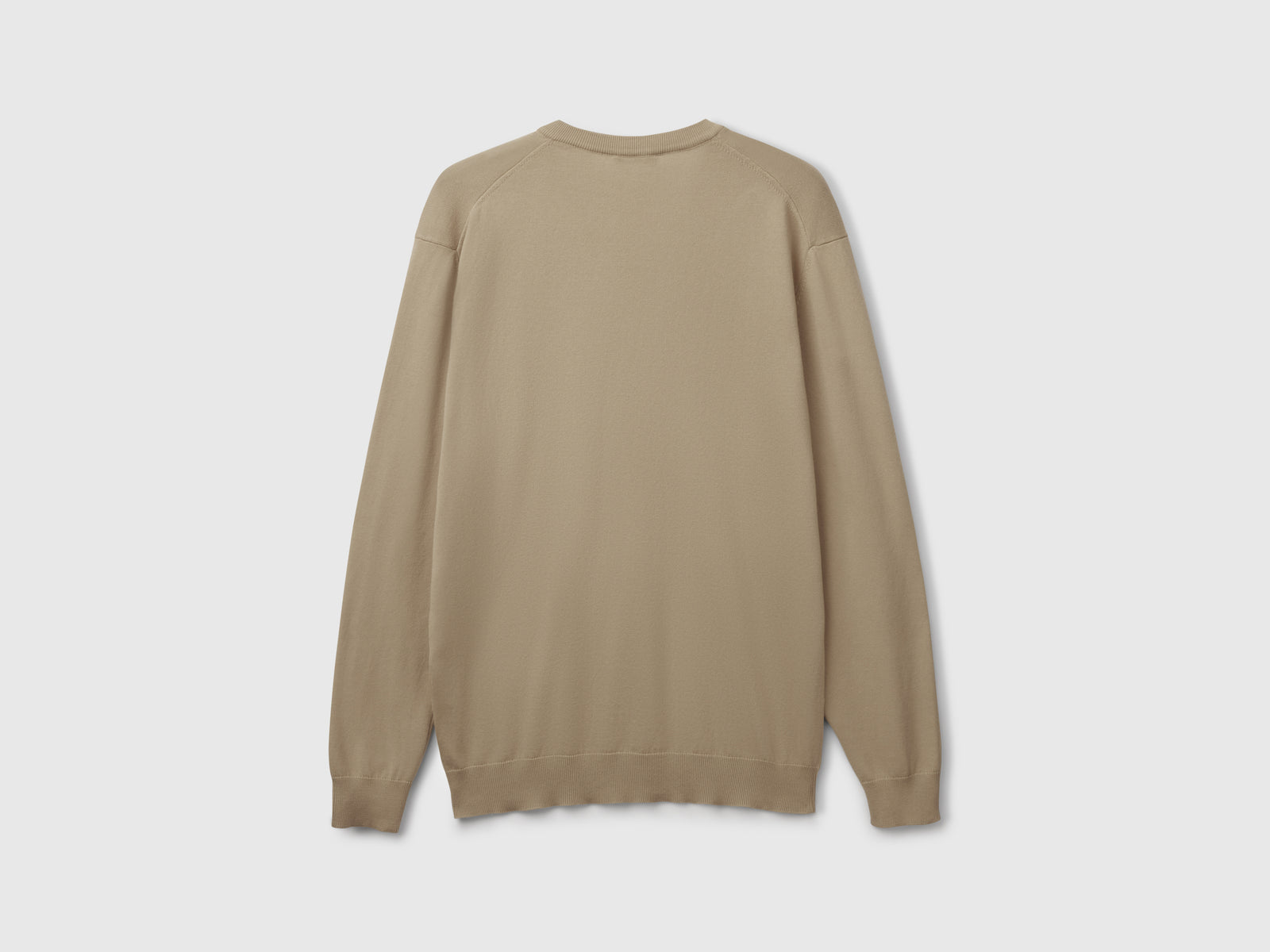 Maglia in puro cotone con scollo a V da uomo verde militare 2 | Benetton Outlet