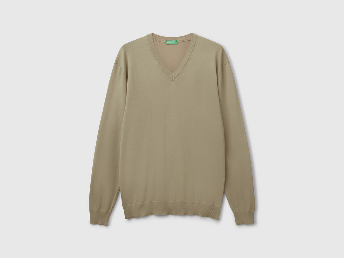 Maglia in puro cotone con scollo a V