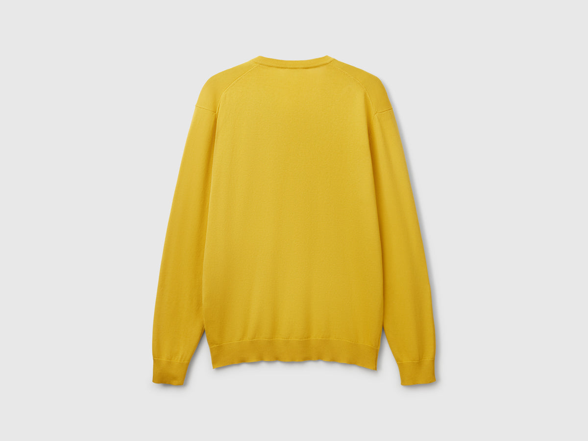 Maglia in puro cotone con scollo a V