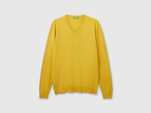 Maglia in puro cotone con scollo a V