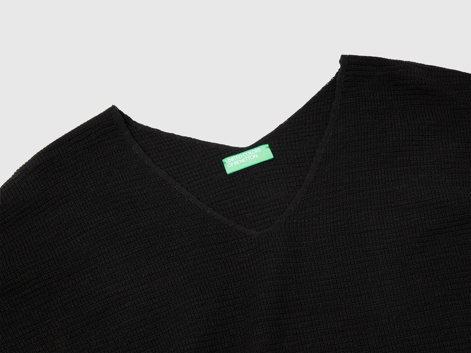 Reversible cropped sweater da donna nero 3 | Benetton Outlet