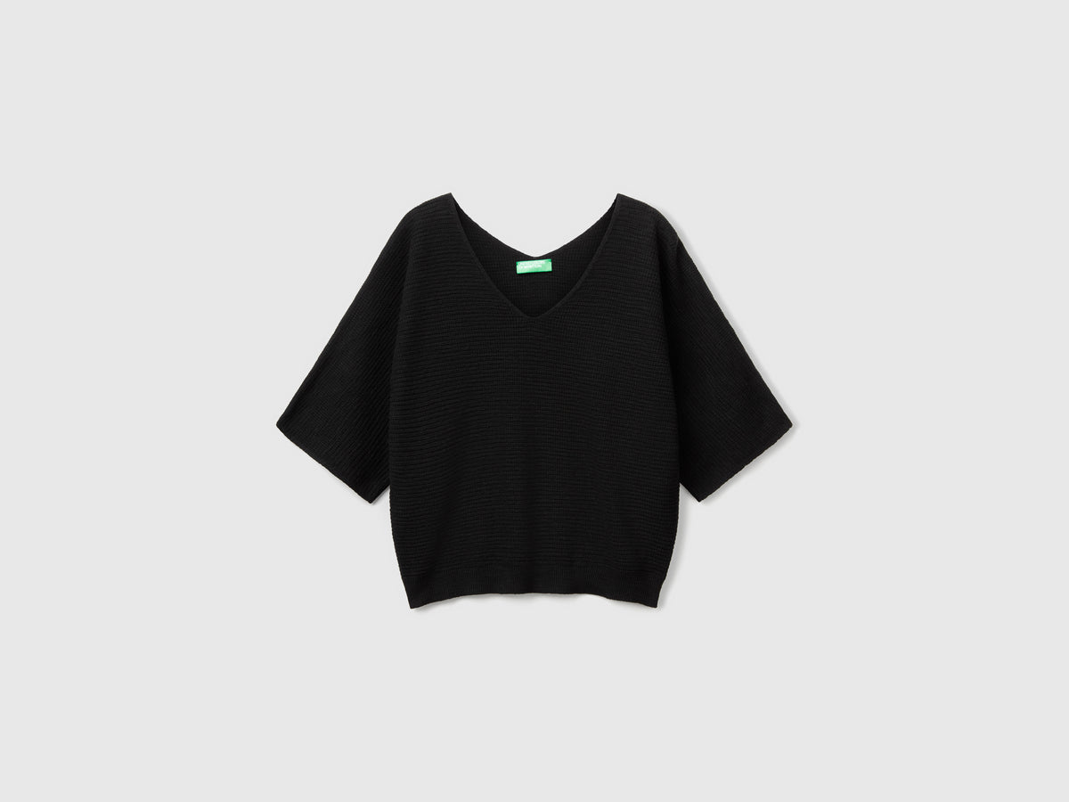 Reversible cropped sweater