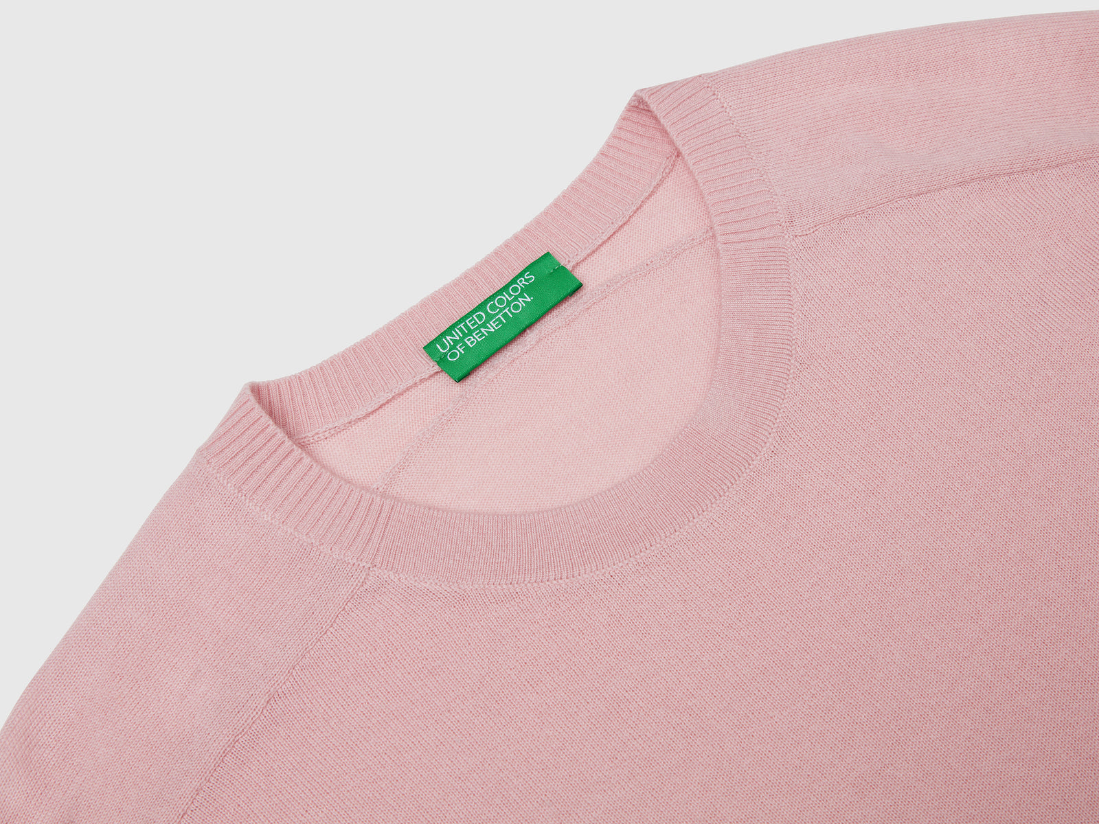 Maglia in pura lana Merino da donna rosa tenue 3 | Benetton Outlet