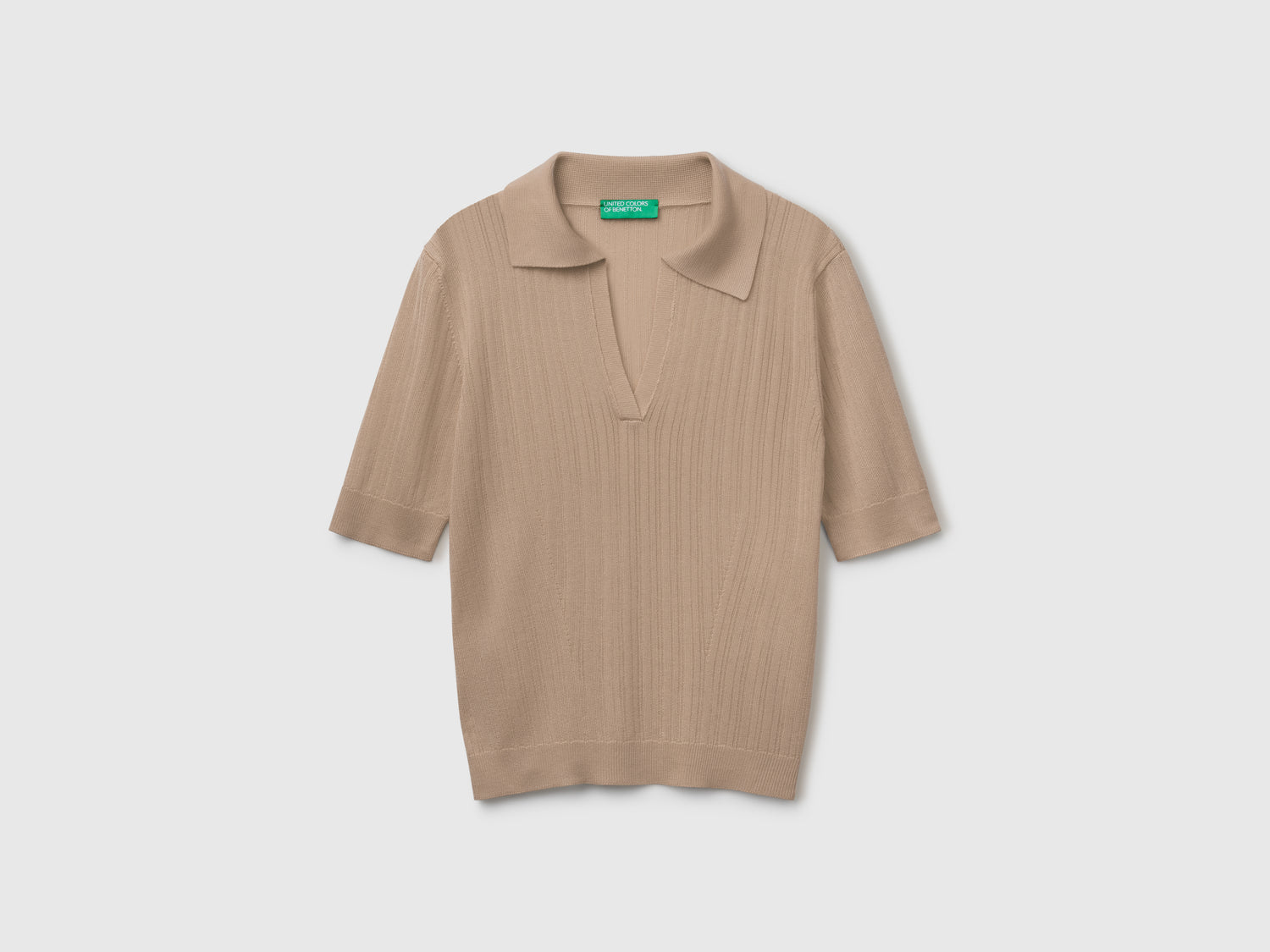 Polo in maglia a manica corta da donna cammello | Benetton Outlet