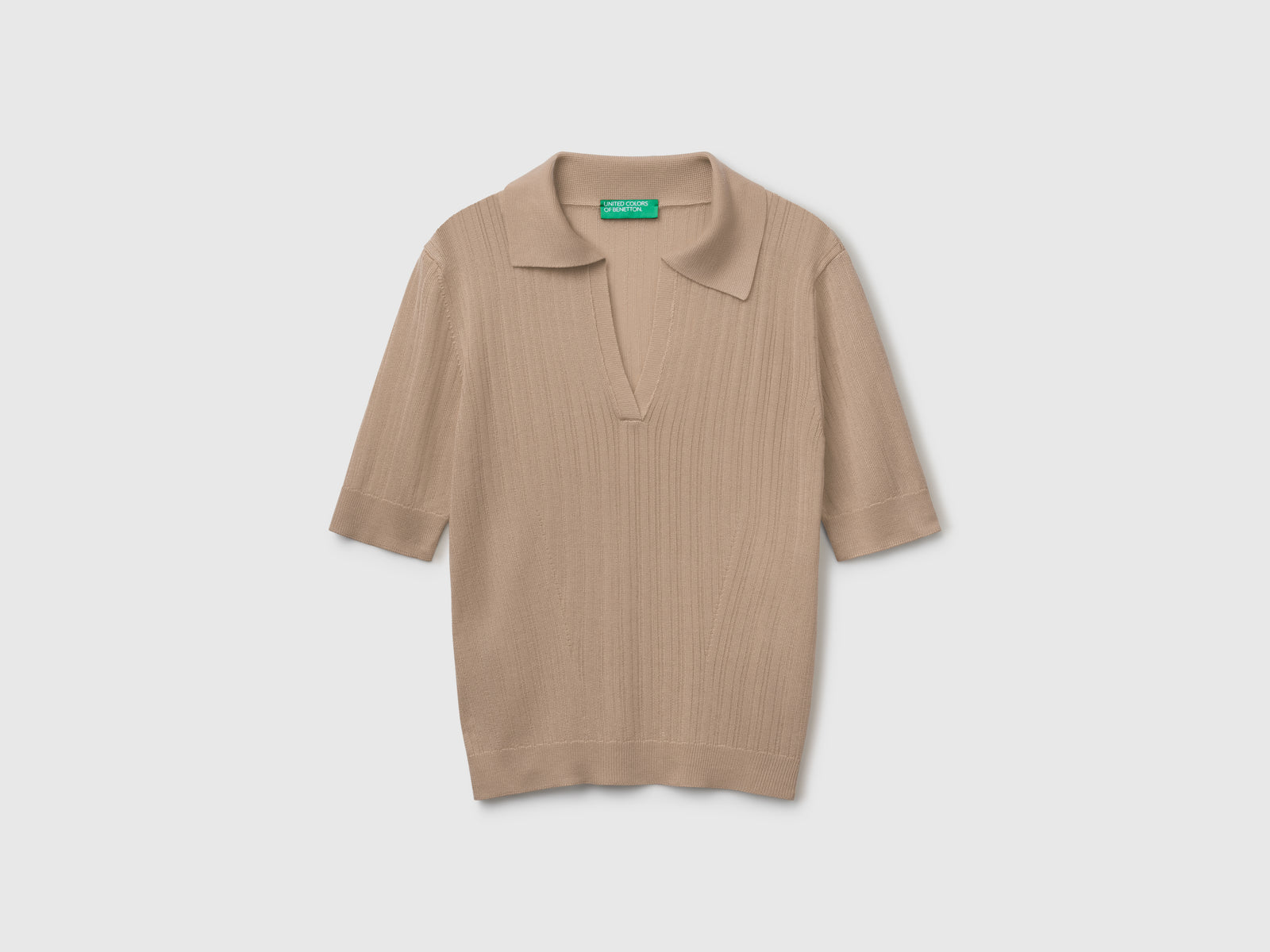 Polo in maglia a manica corta da donna cammello | Benetton Outlet