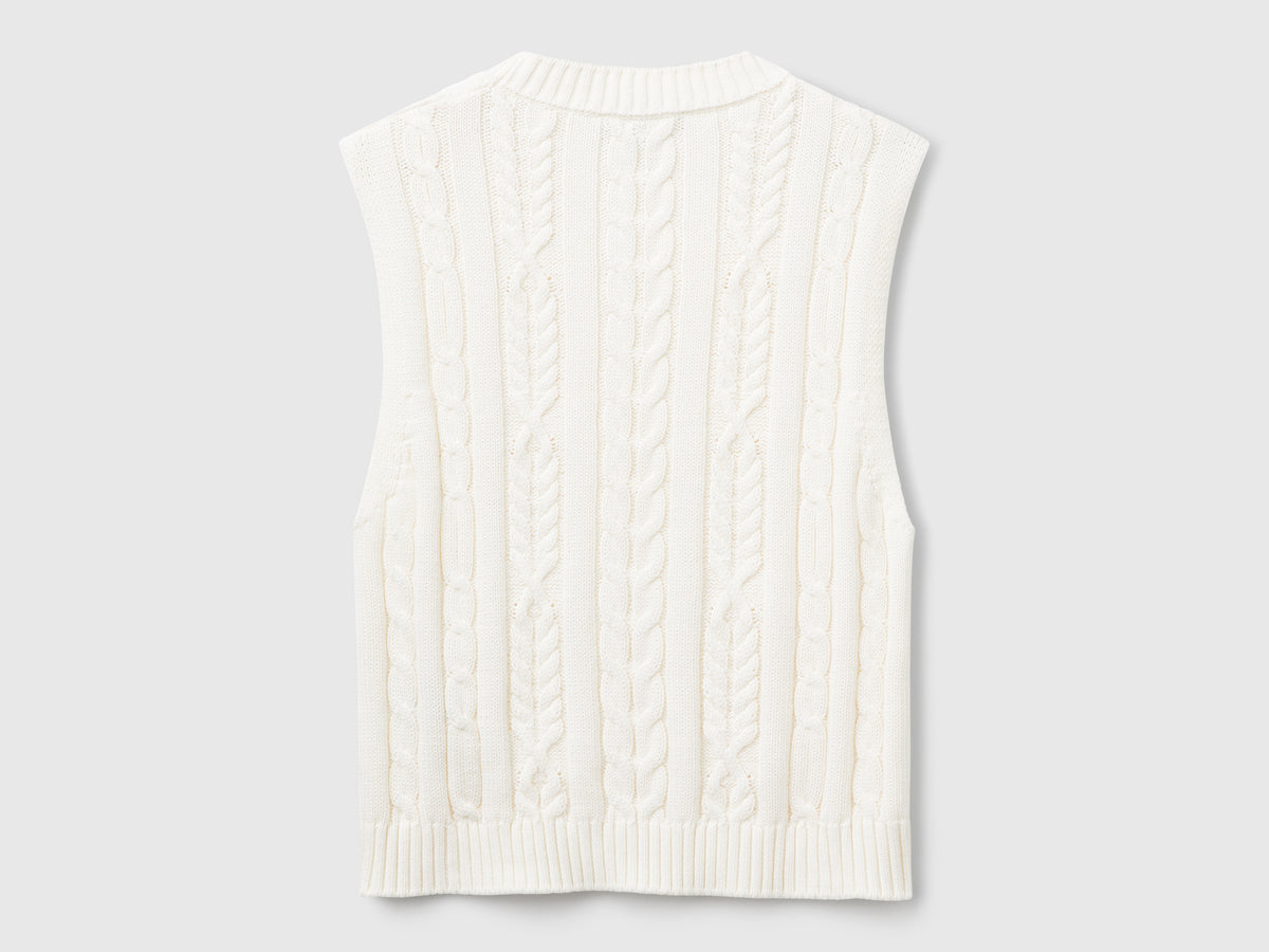 Cropped vest with braids