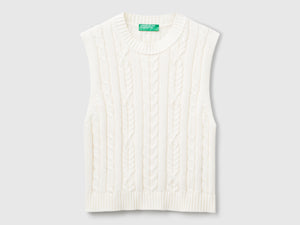 Cropped vest with braids