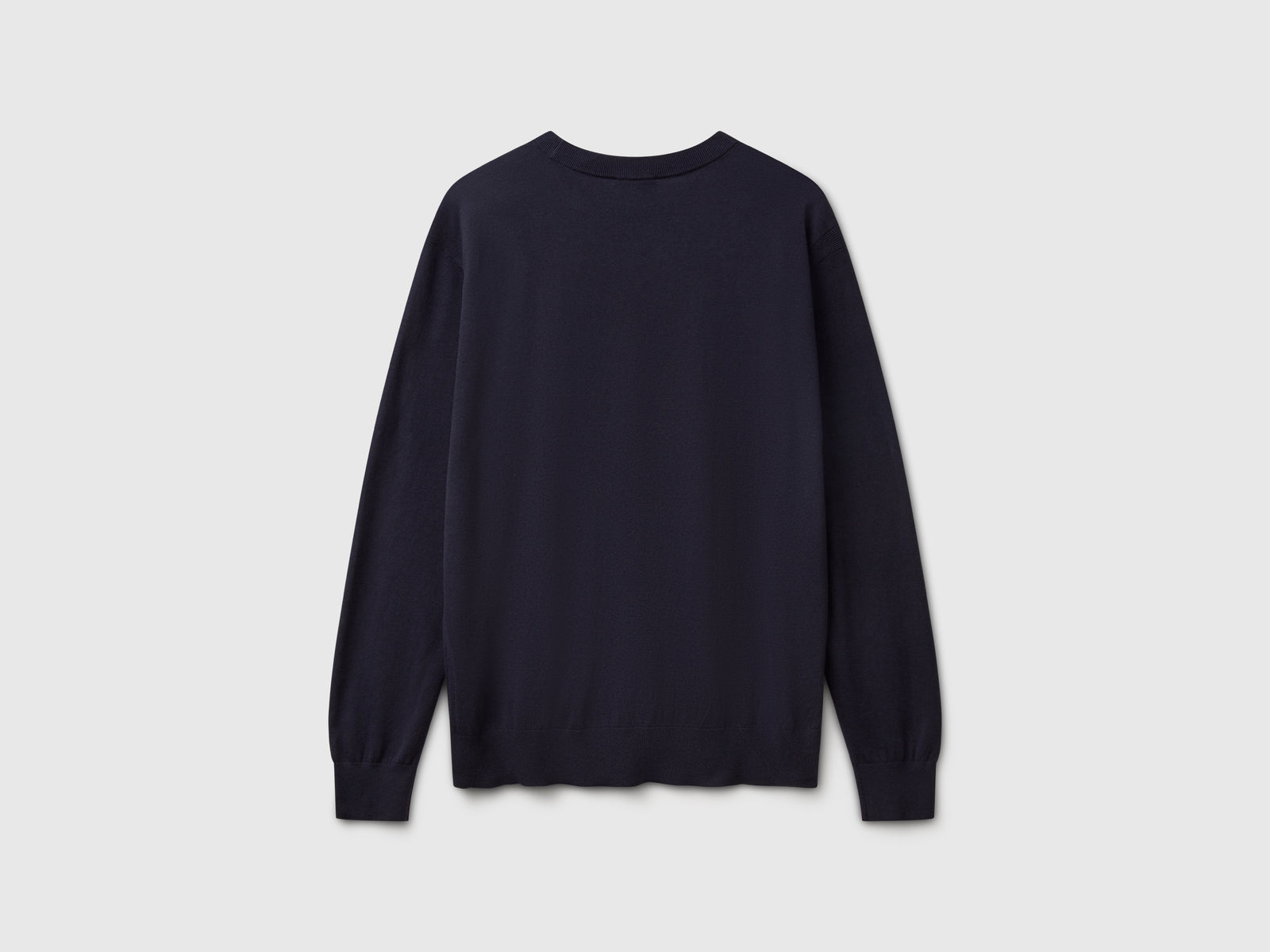 Maglione in misto viscosa e seta da uomo blu scuro 2 | Benetton Outlet