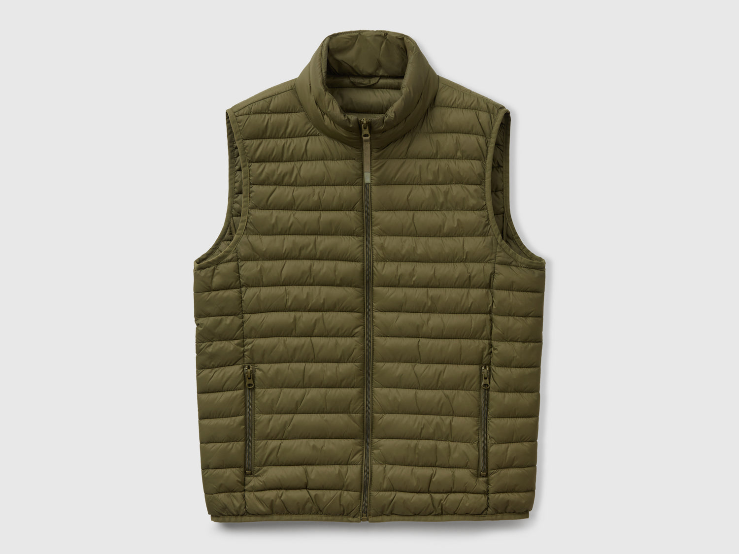 Smanicato regular fit imbottito da uomo verde militare | Benetton Outlet