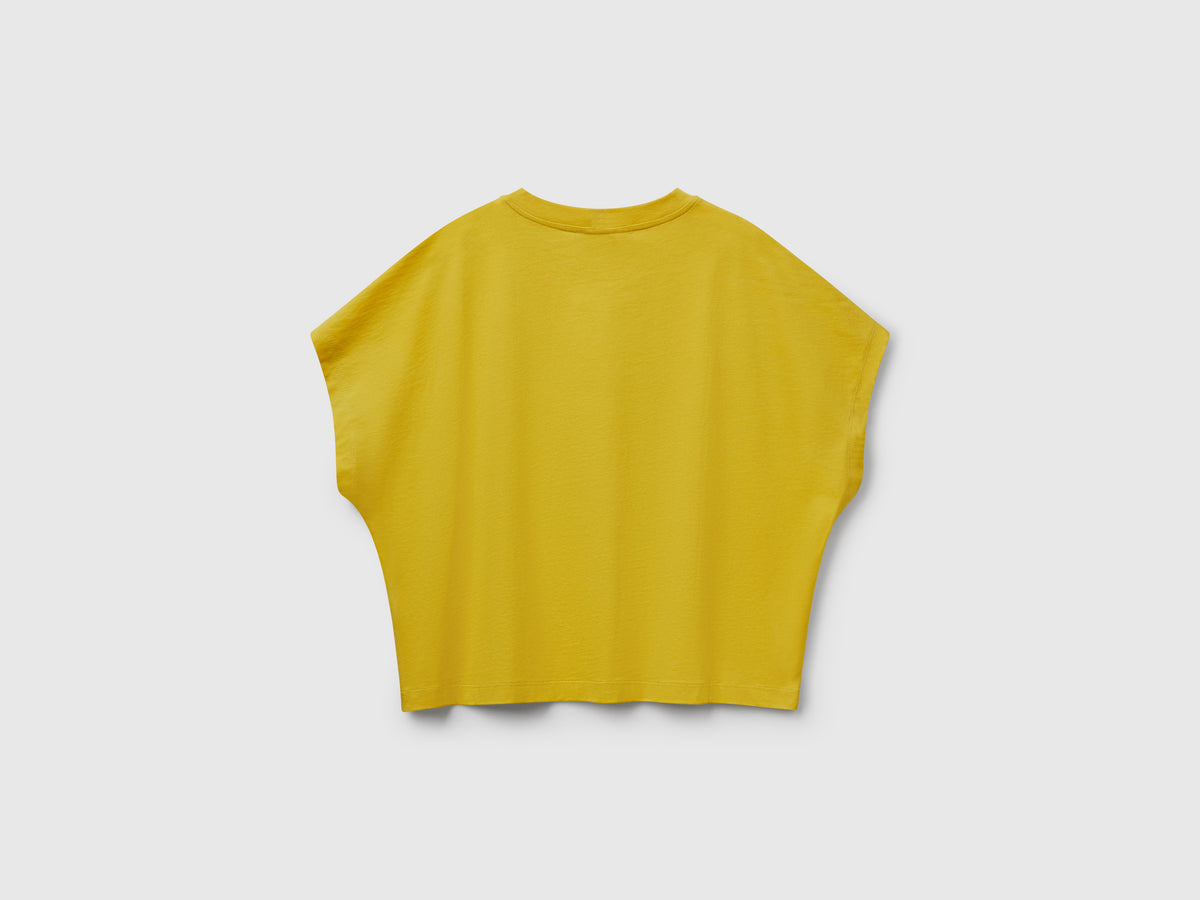 Kimono sleeve T-shirt