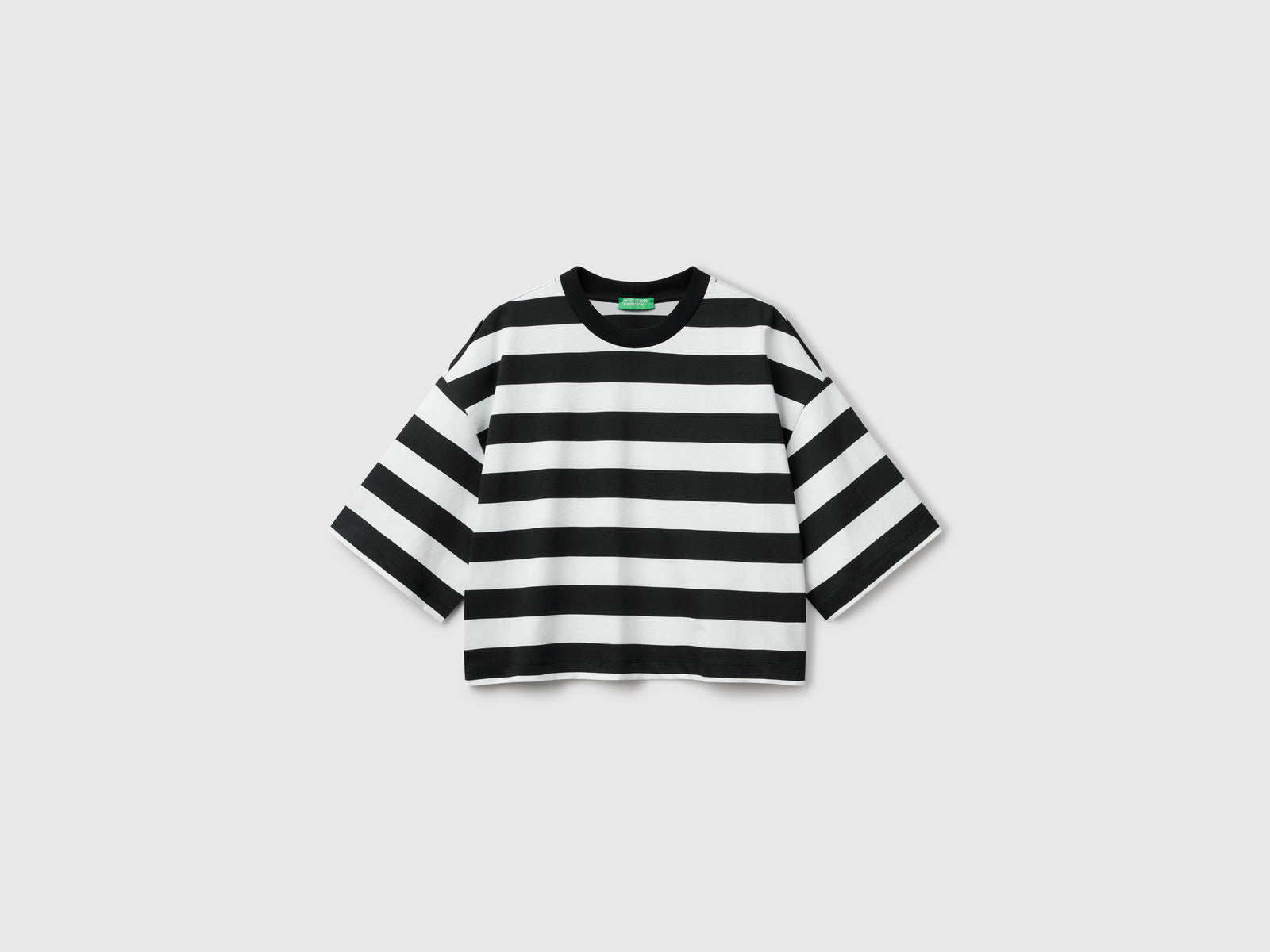 Striped T-shirt and da donna bianco | Benetton Outlet