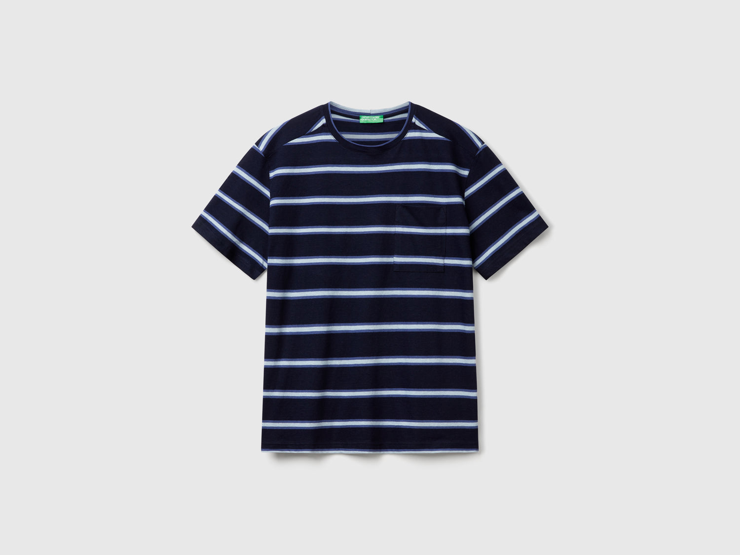 Maglietta a righe con taschino da uomo blu scuro | Benetton Outlet