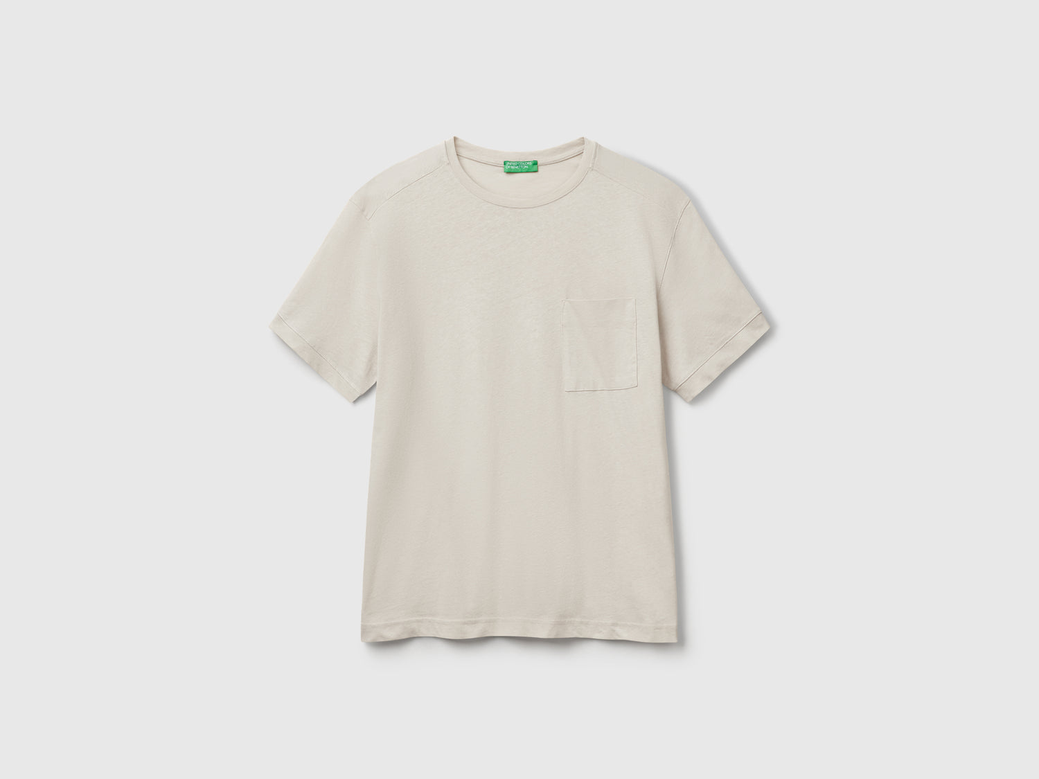 Maglietta con taschino in misto lino da uomo beige | Benetton Outlet