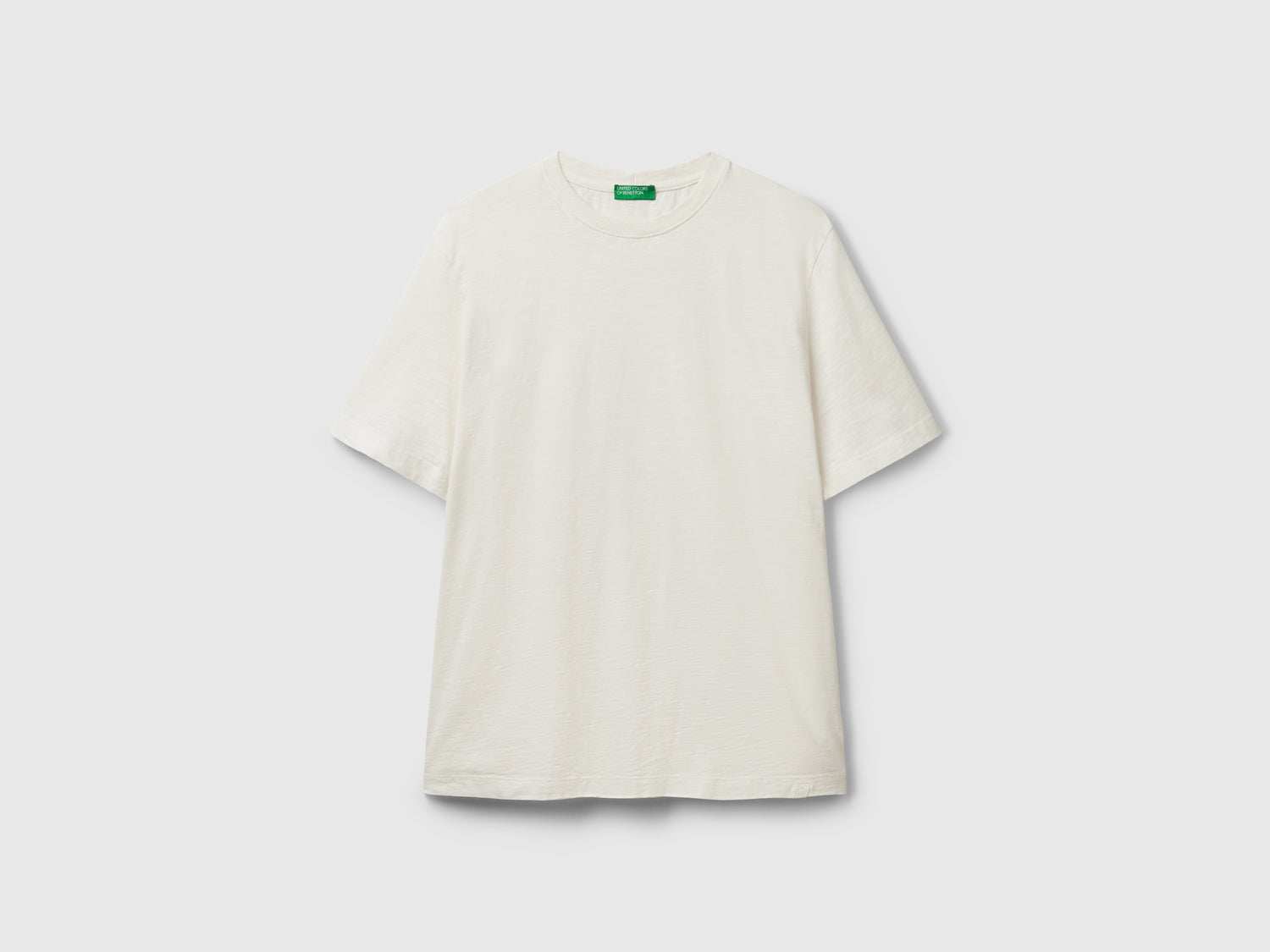 T-shirt leggera da uomo bianco panna | Benetton Outlet