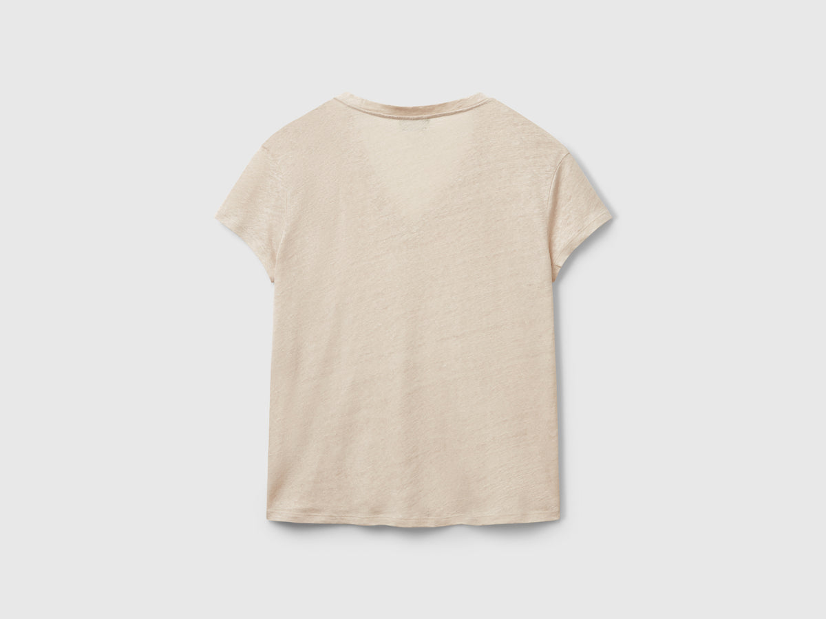 T-shirt scollo a V in puro lino
