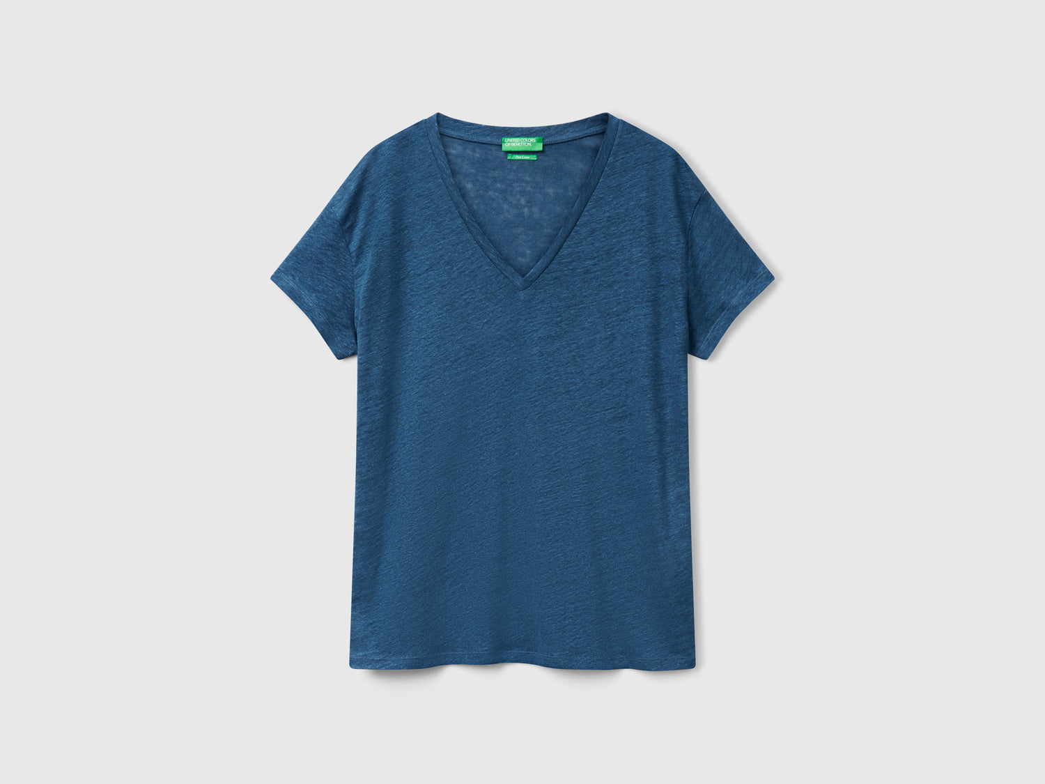 T-shirt scollo a V in puro lino da donna avio | Benetton Outlet