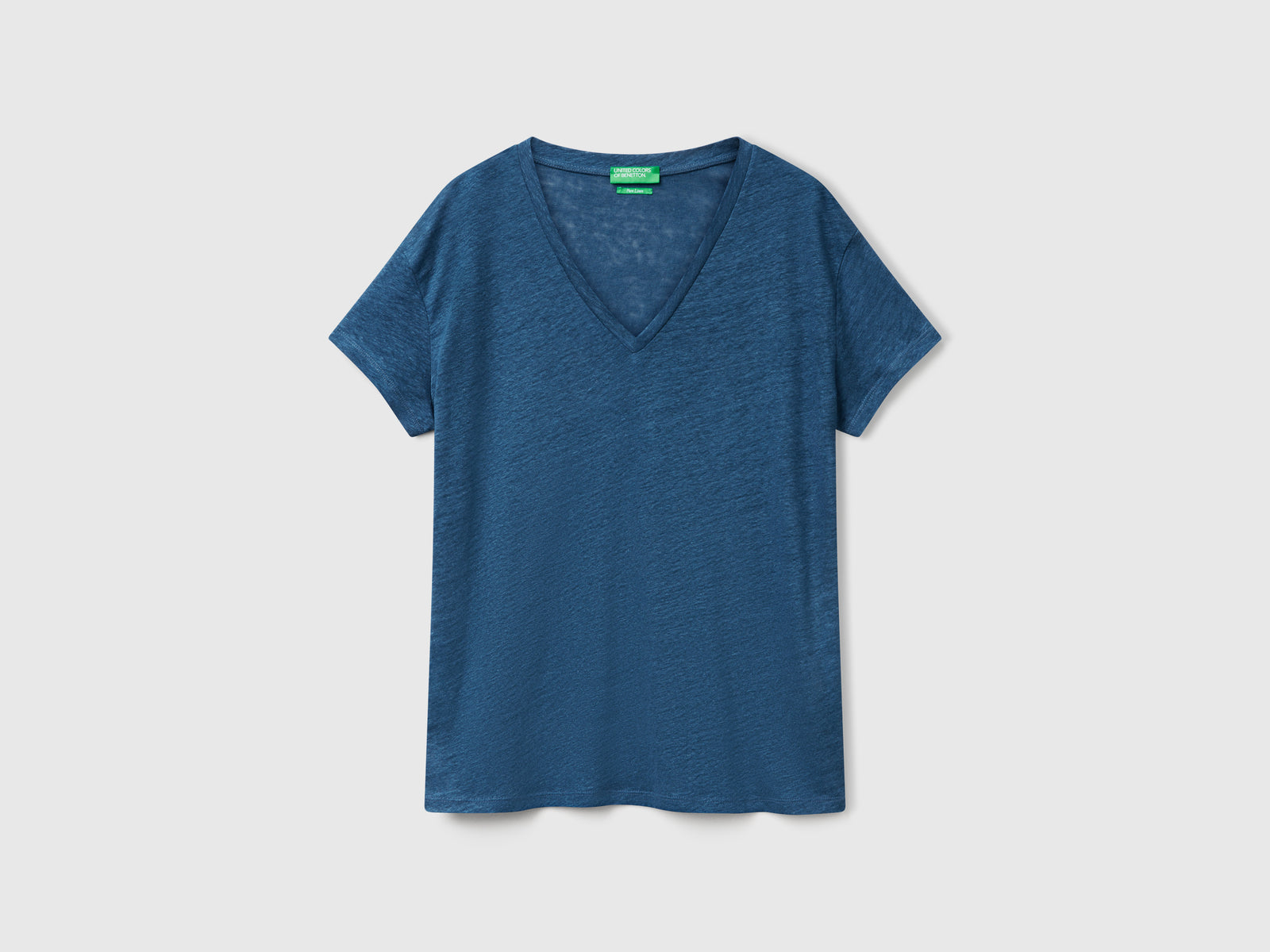 T-shirt scollo a V in puro lino da donna avio | Benetton Outlet