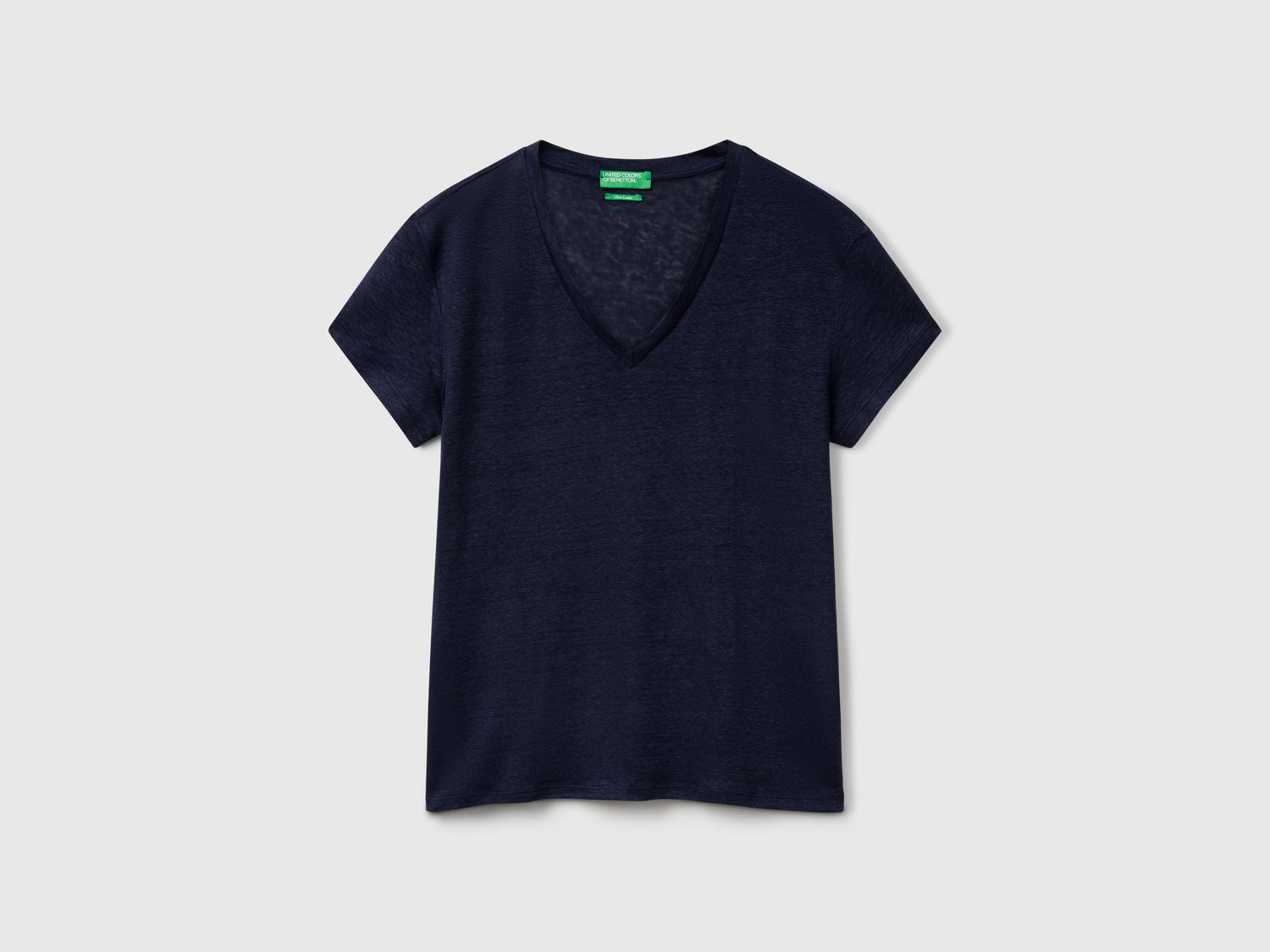 T-shirt scollo a V in puro lino da donna blu scuro | Benetton Outlet