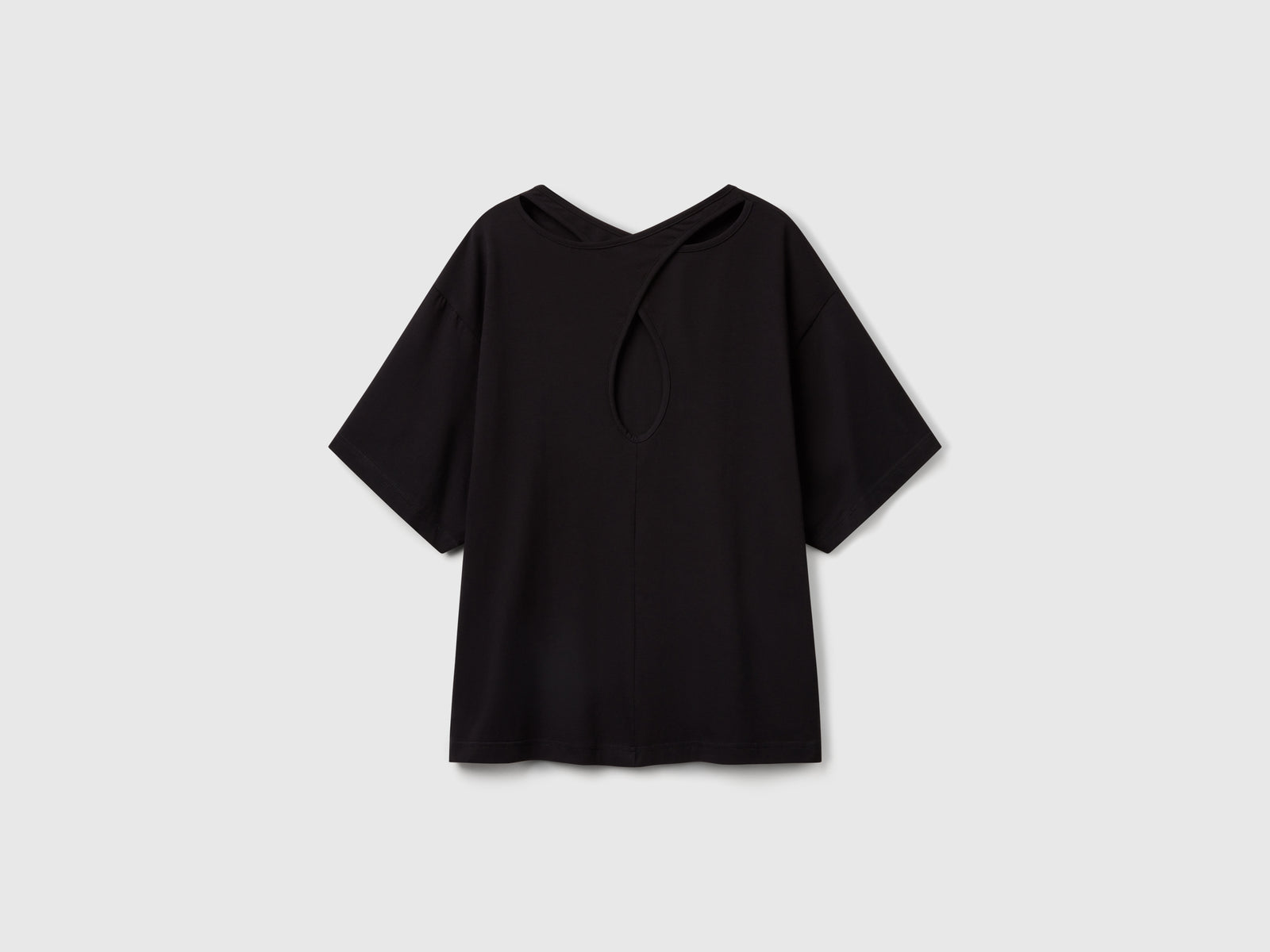 T-shirt con incrocio sul retro da donna nero 2 | Benetton Outlet