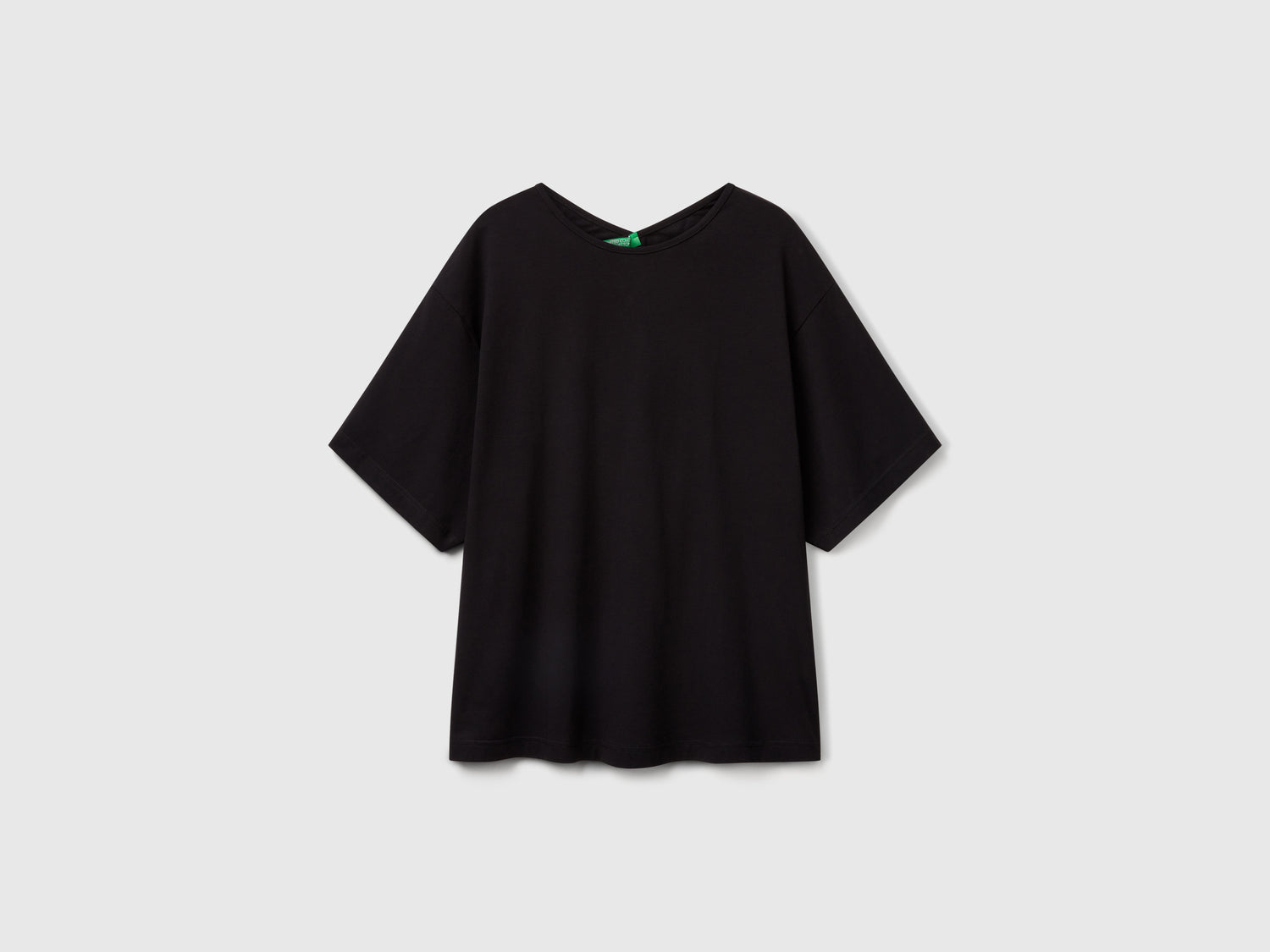 T-shirt con incrocio sul retro da donna nero | Benetton Outlet