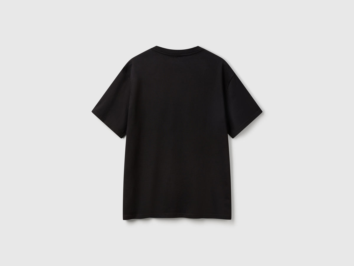 T-shirt over fit con patch