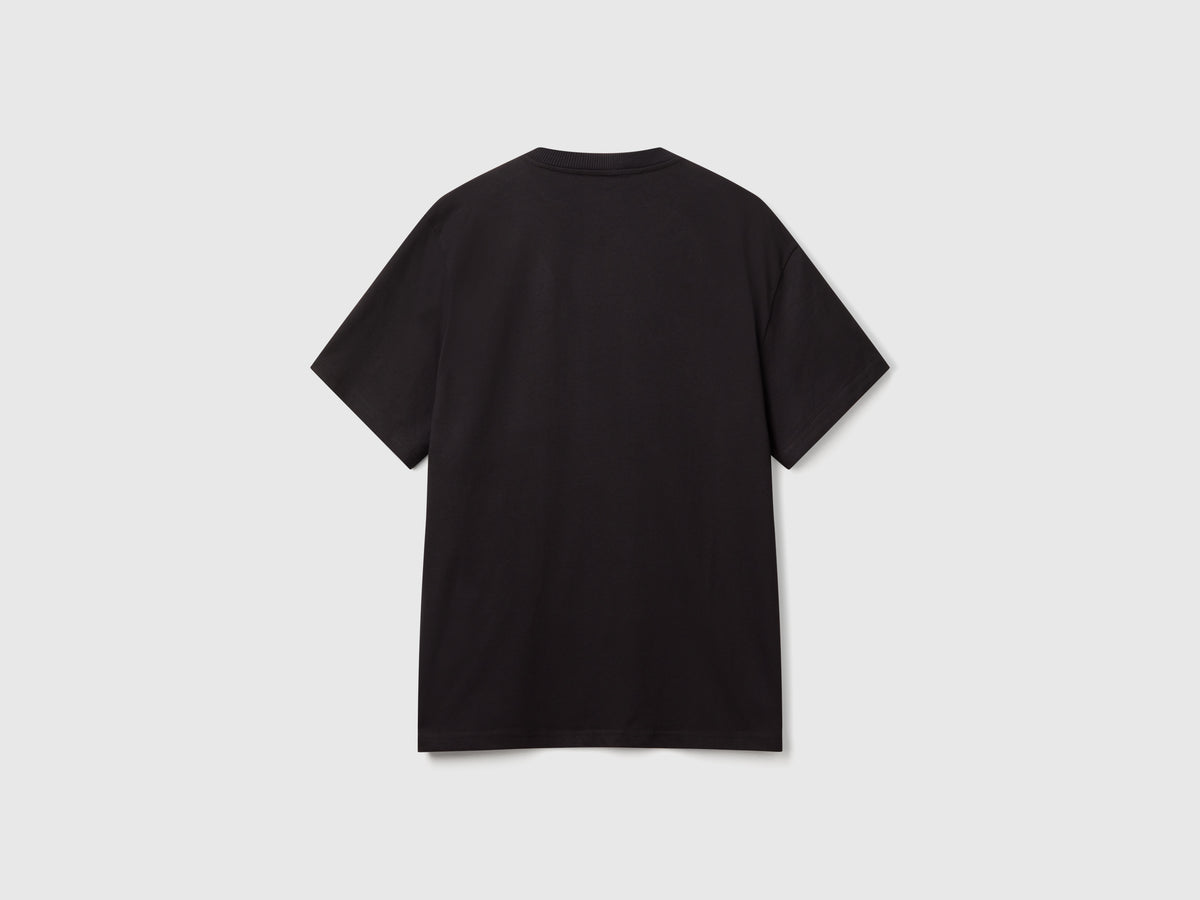 T-shirt con ricamo logo