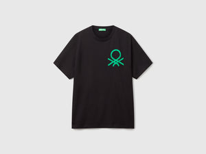 T-shirt con ricamo logo
