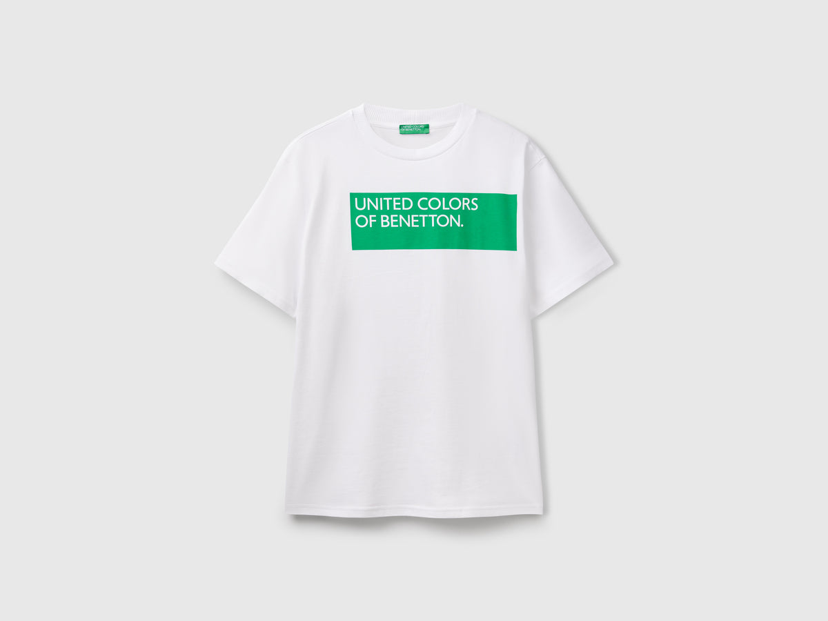 T-shirt con stampa frontale