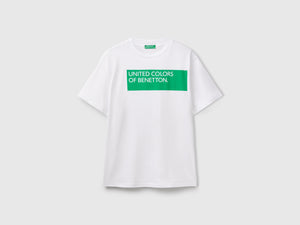 T-shirt con stampa frontale