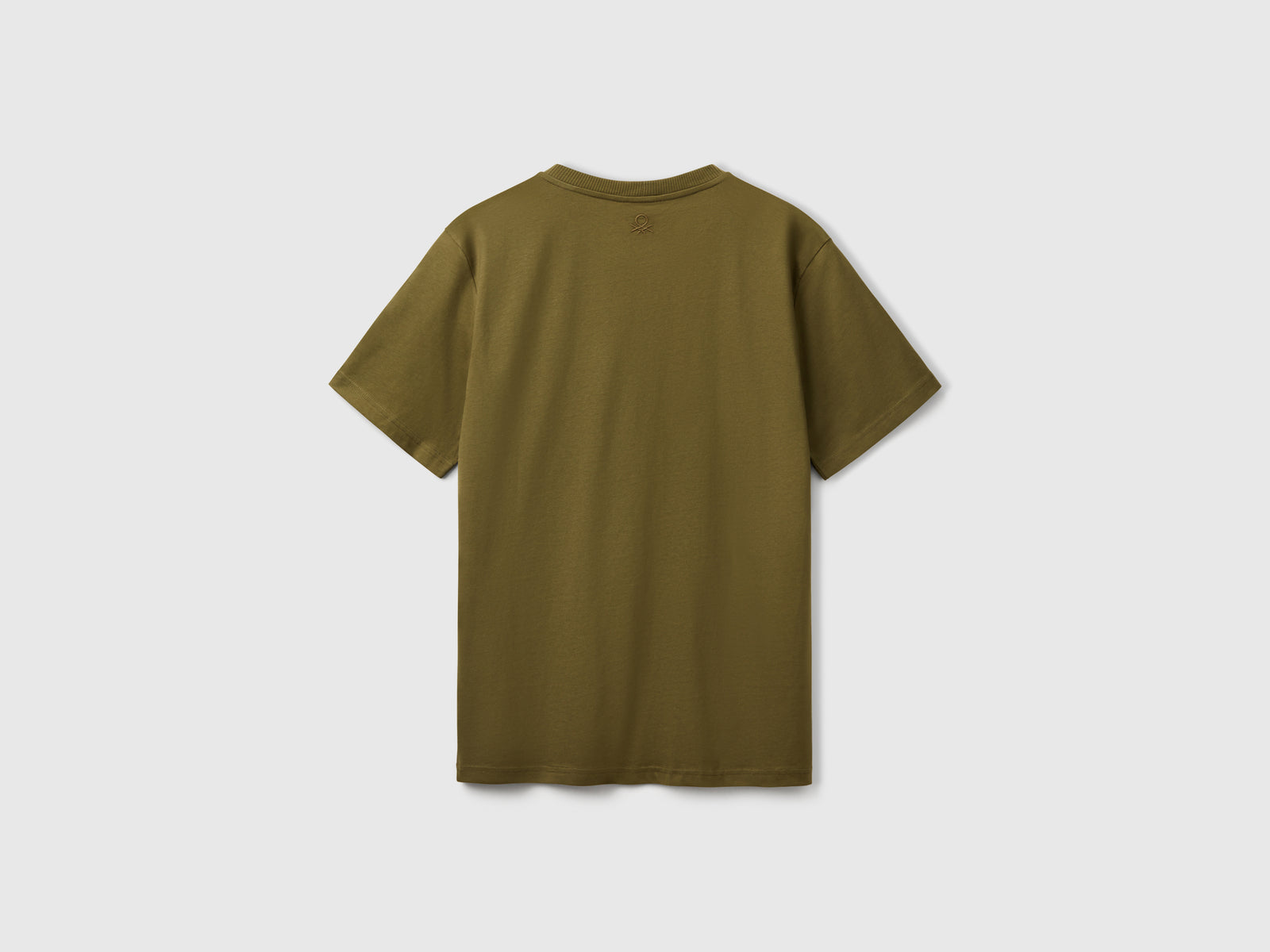 T-shirt in cotone bio con taschino da uomo verde militare 2 | Benetton Outlet