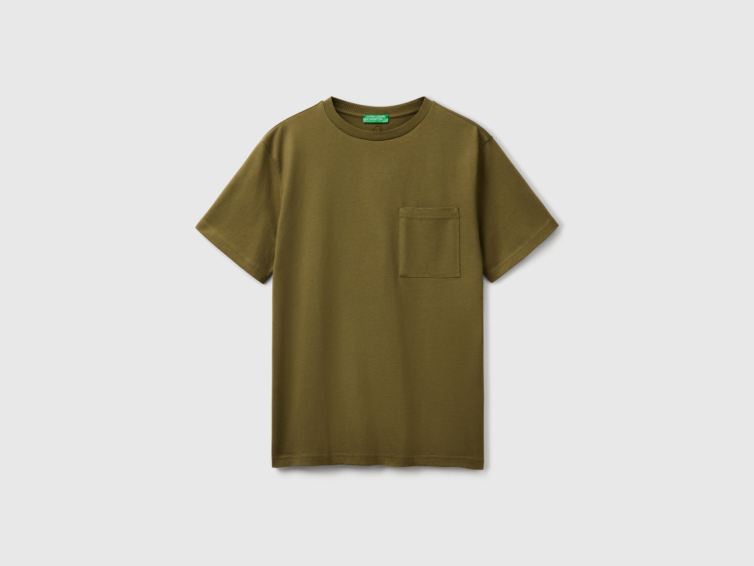 T-shirt in cotone bio con taschino da uomo verde militare | Benetton Outlet