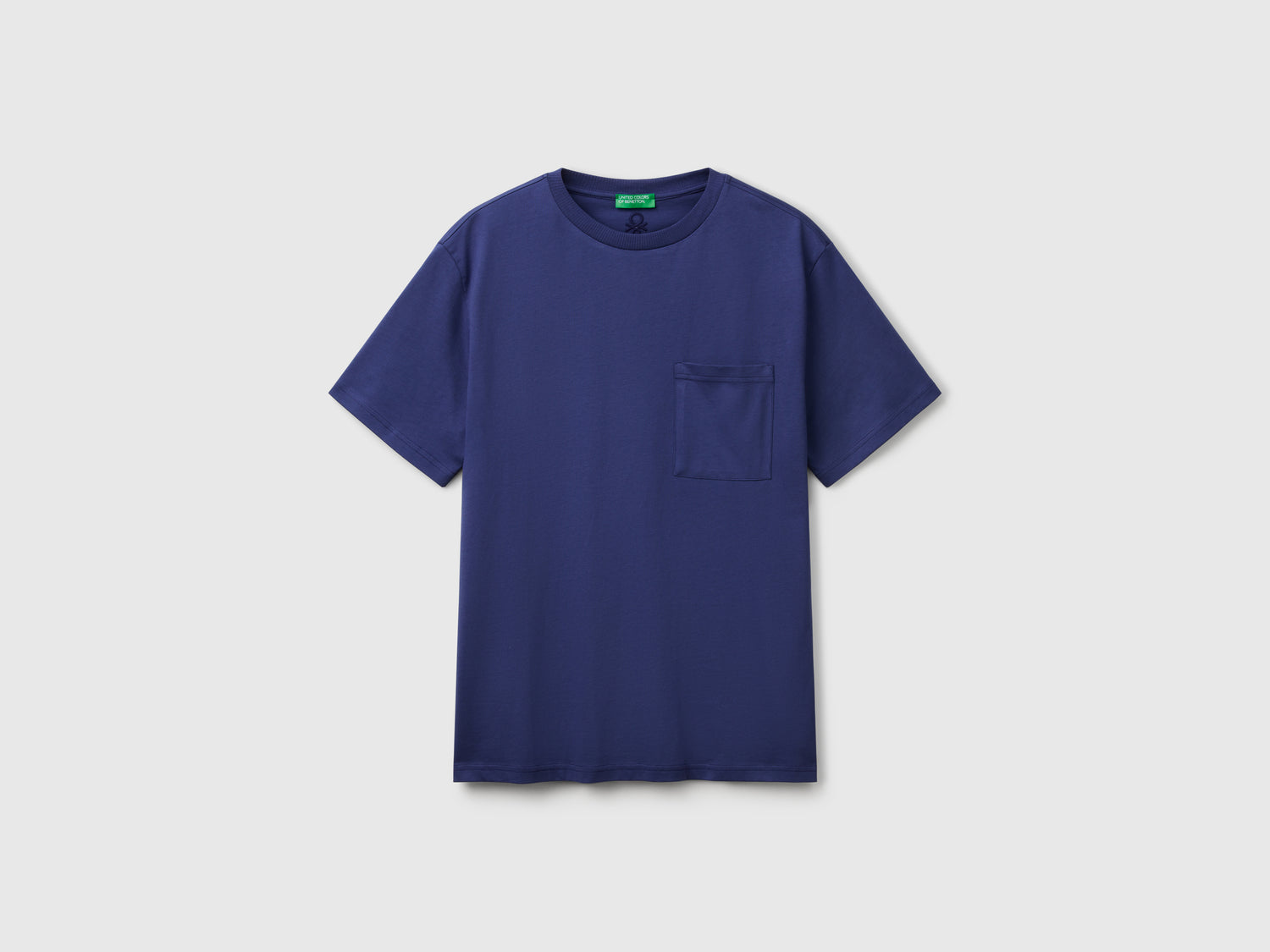 T-shirt in cotone bio con taschino da uomo blu | Benetton Outlet