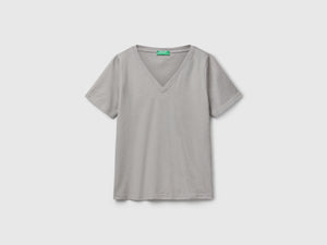 T-shirt scollo a V in cotone fiammato