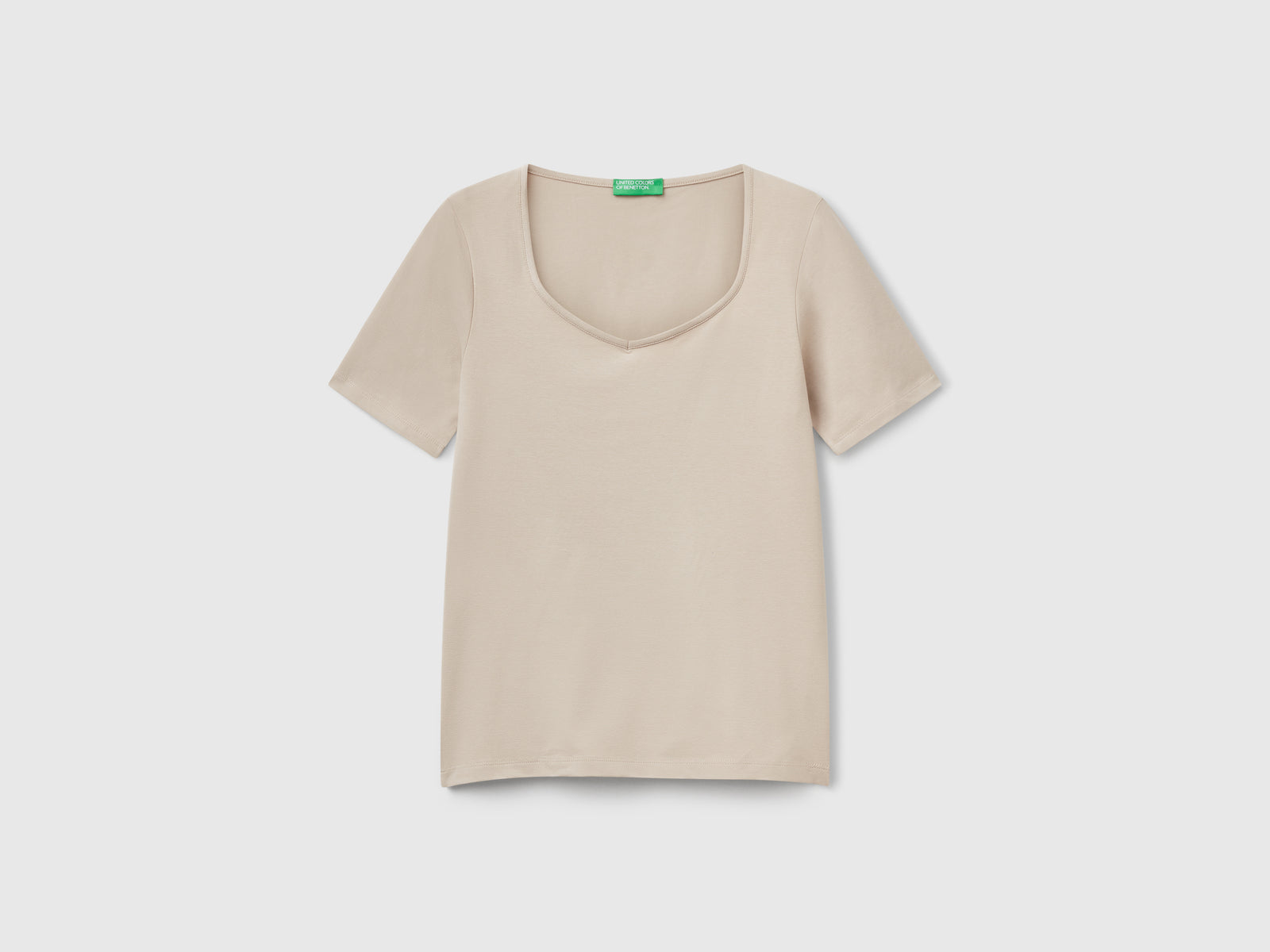 T-shirt slim fit da donna beige | Benetton Outlet