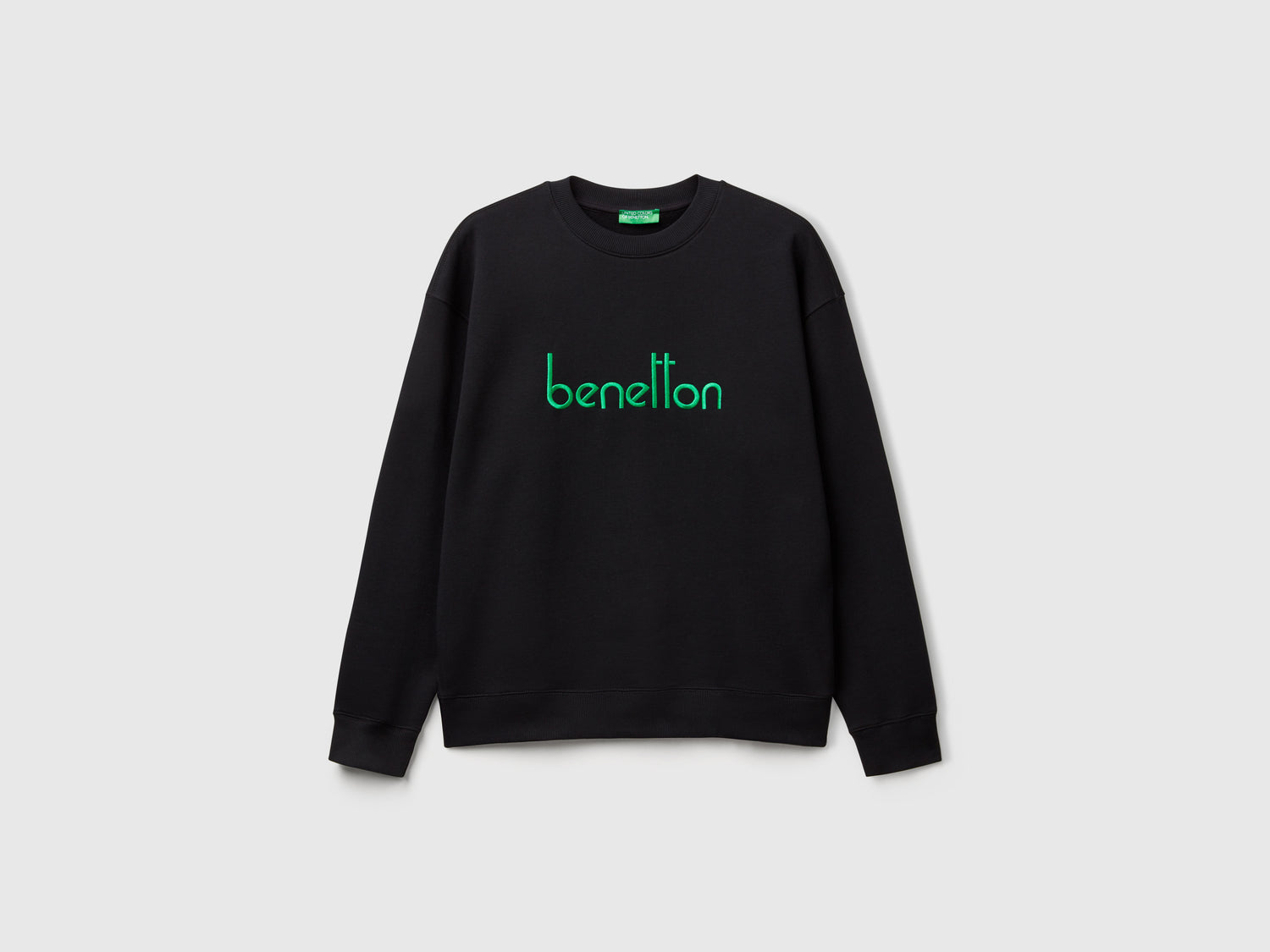 Calda felpa con logo ricamato da uomo nero | Benetton Outlet