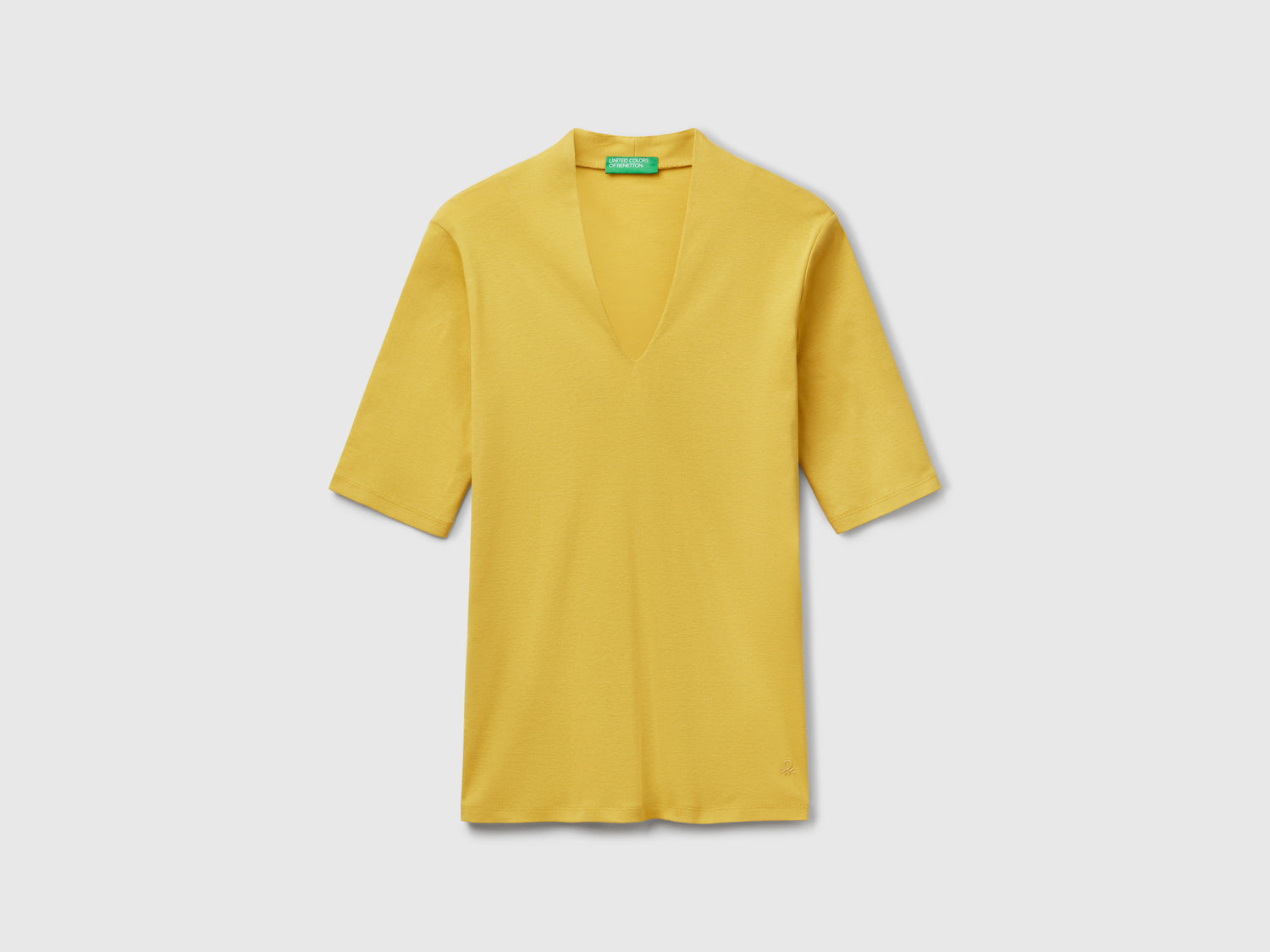 T-shirt slim fit in cotone a fibra lunga da donna senape | Benetton Outlet