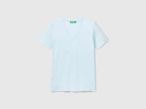 T-shirt in puro cotone con scollo a V