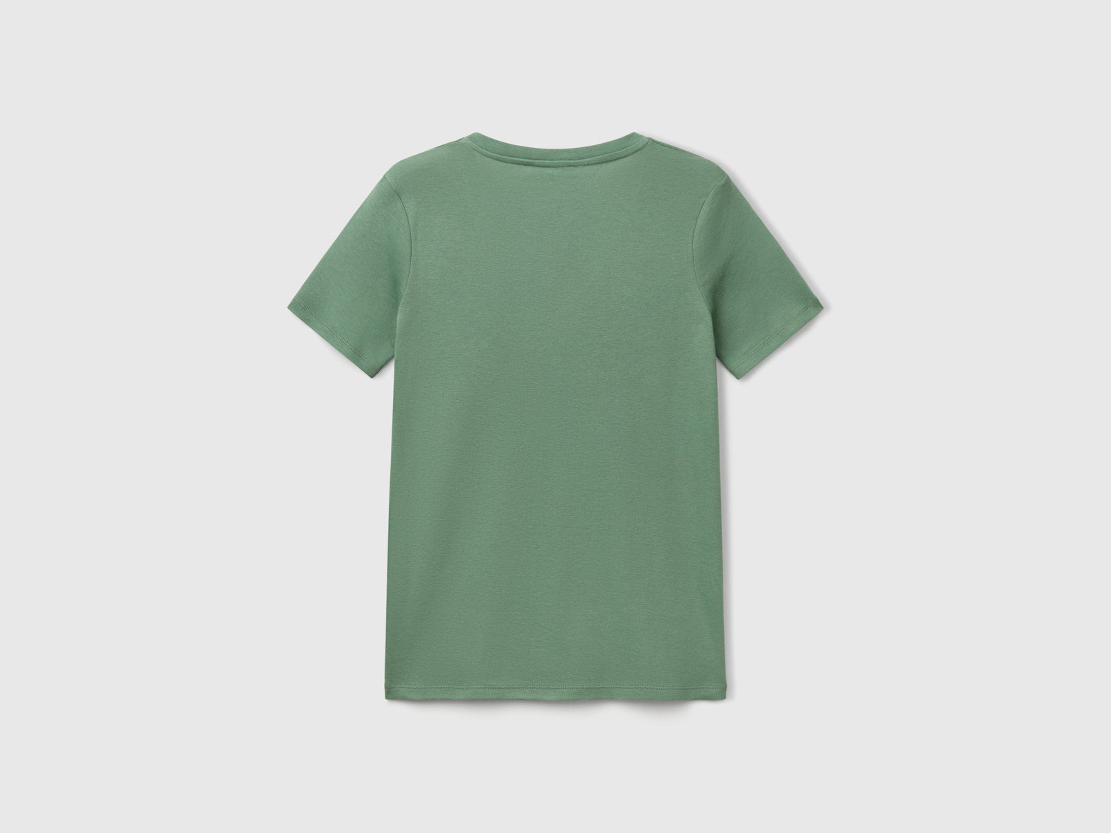 T-shirt verde bosco in puro cotone con scollo a V da donna verde scuro 2 | Benetton Outlet
