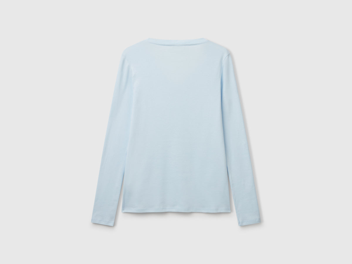 T-shirt a manica lunga con scollo a V