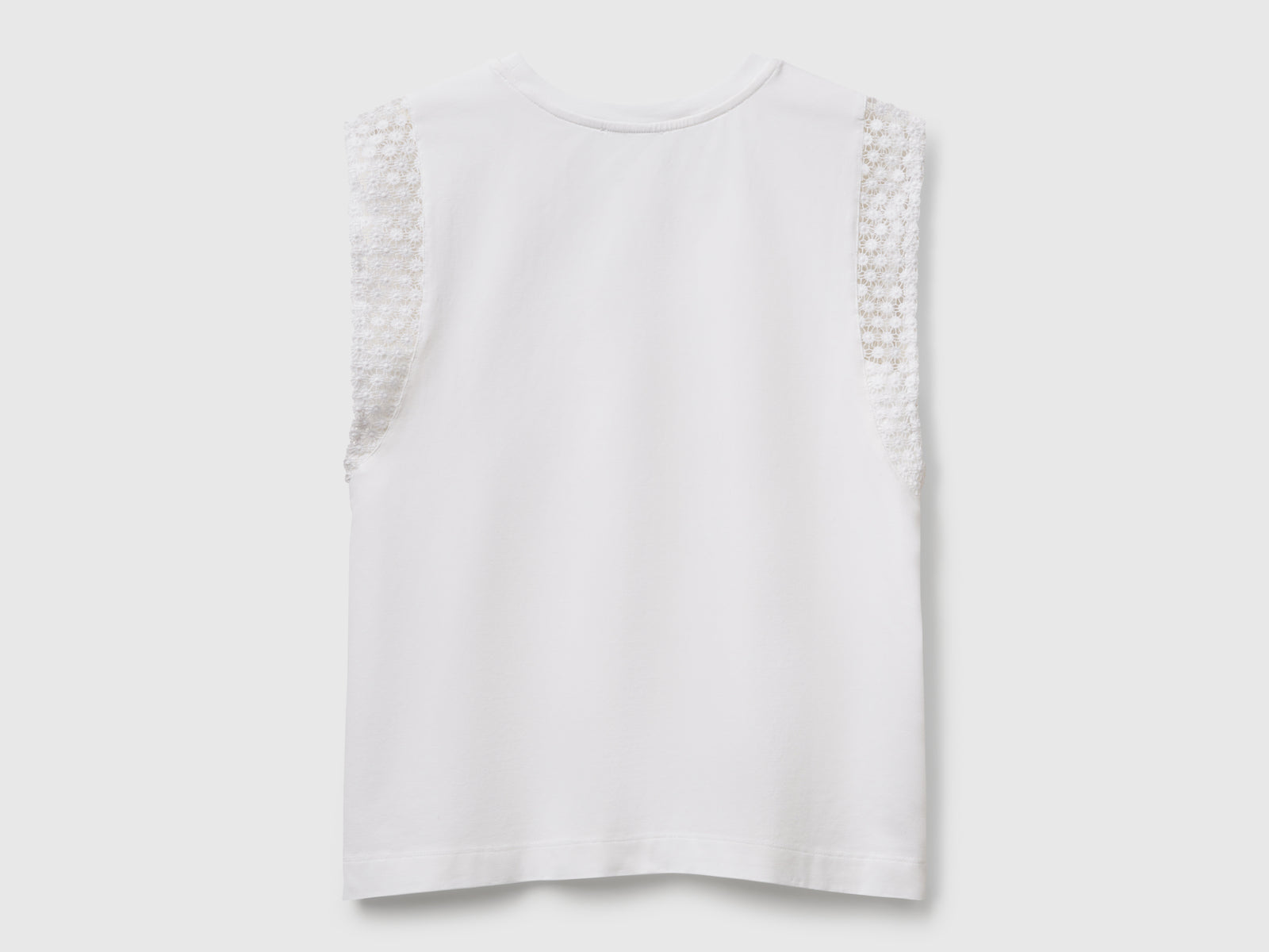 Top smanicato con macramè da donna bianco 2 | Benetton Outlet
