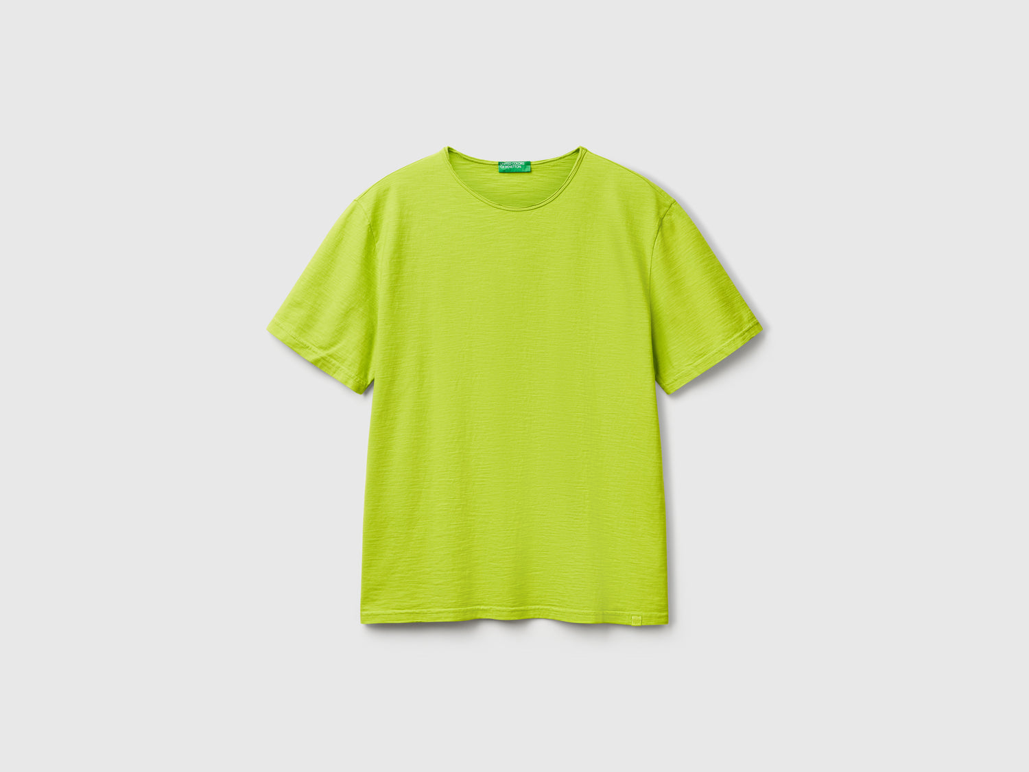 T-shirt in cotone fiammato da uomo verde chiaro | Benetton Outlet