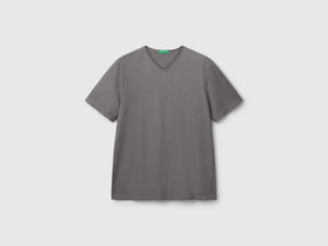 T-shirt 100% cotone con scollo a V
