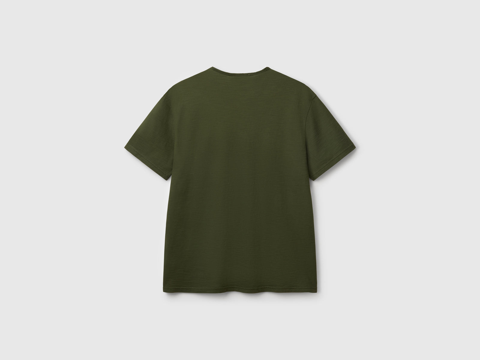 T-shirt 100% cotone con scollo a V da uomo verde oliva 2 | Benetton Outlet